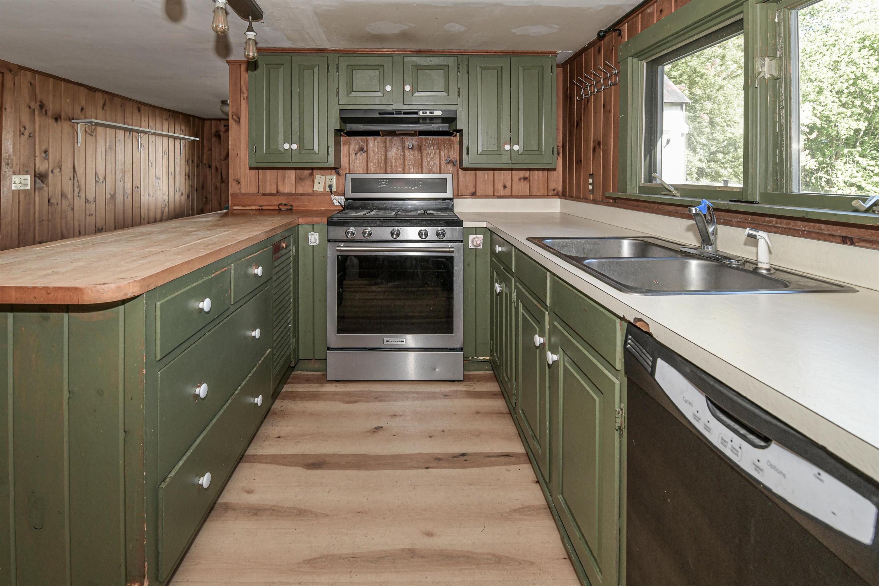Photo 4 of Single family home for sale at 149 Hemlock Brg Rd, Fryeburg, ME 04037 | MLS# 5111862 | Listing updated on 2026-09-28