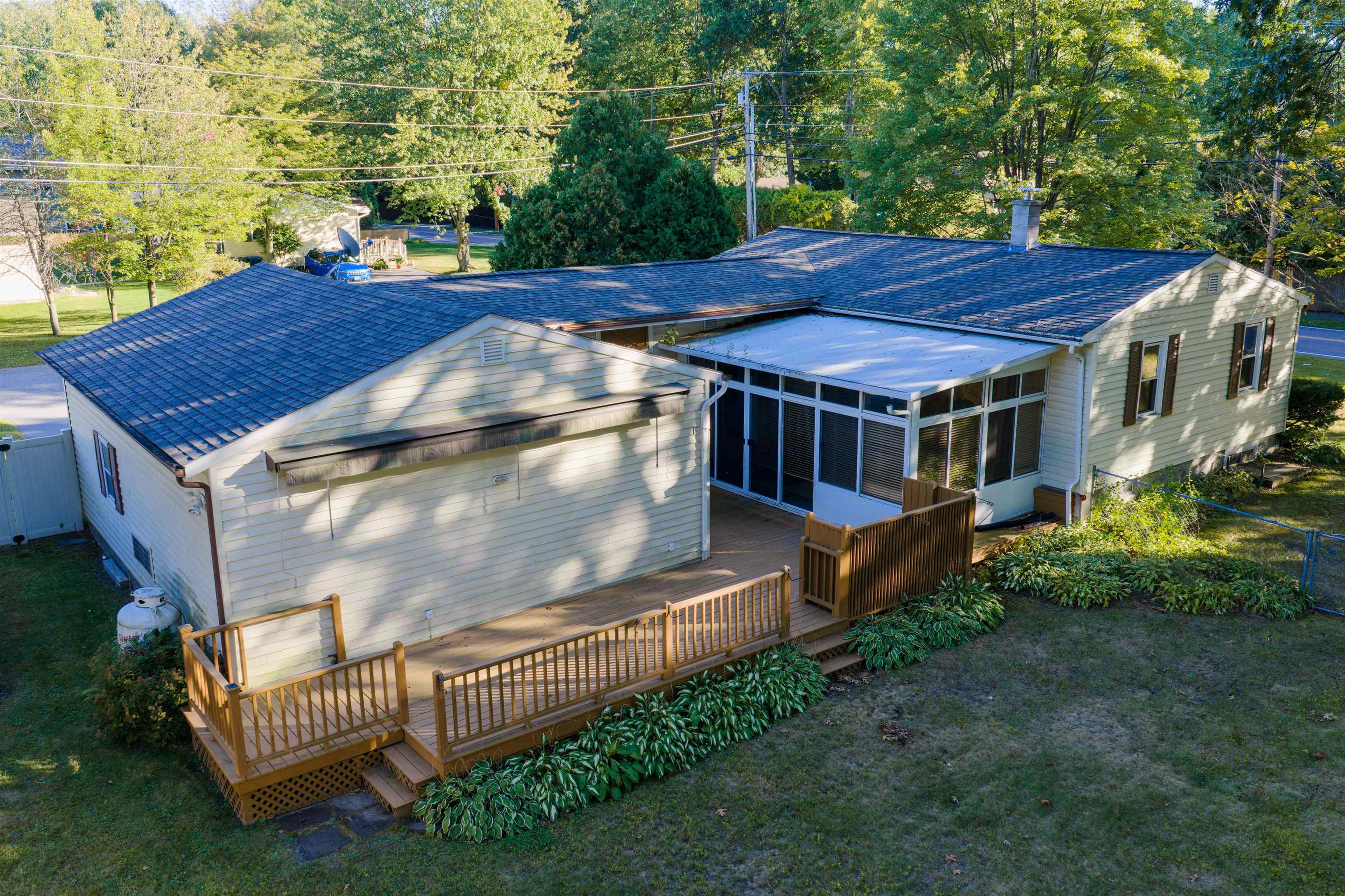 Photo 1 of Single family home for sale at 800 Porters Point Rd, Colchester, VT 05446 | MLS# 5111911 | Listing updated on 2026-09-29