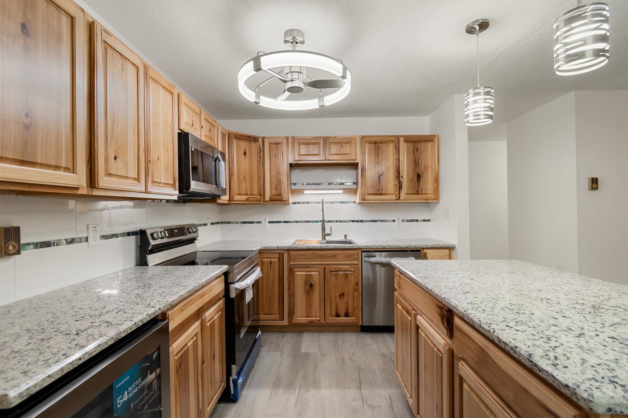 Photo 4 of Condo for sale at 77 Bayberry Ln, South Burlington, VT 05403 | MLS# 5111953 | Listing updated on 2026-09-30