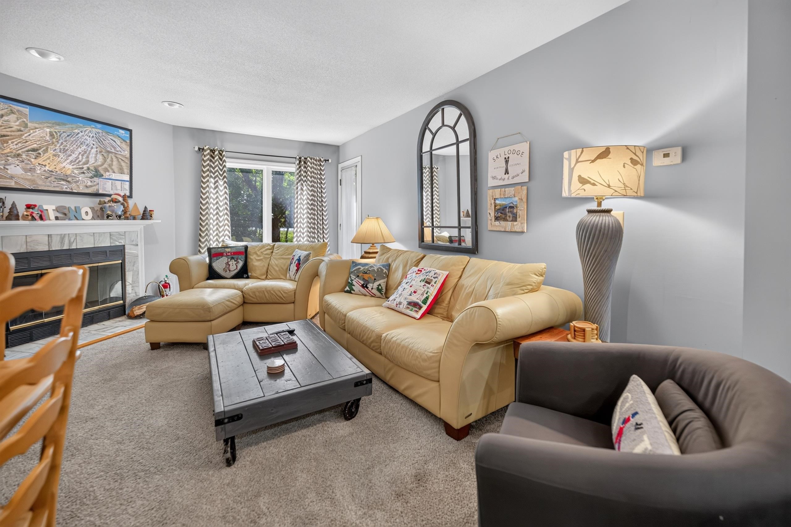 Photo 2 of Condo for sale at 8c Deer Crk, West Dover, VT 05356 | MLS# 5111990 | Listing updated on 2026-09-29
