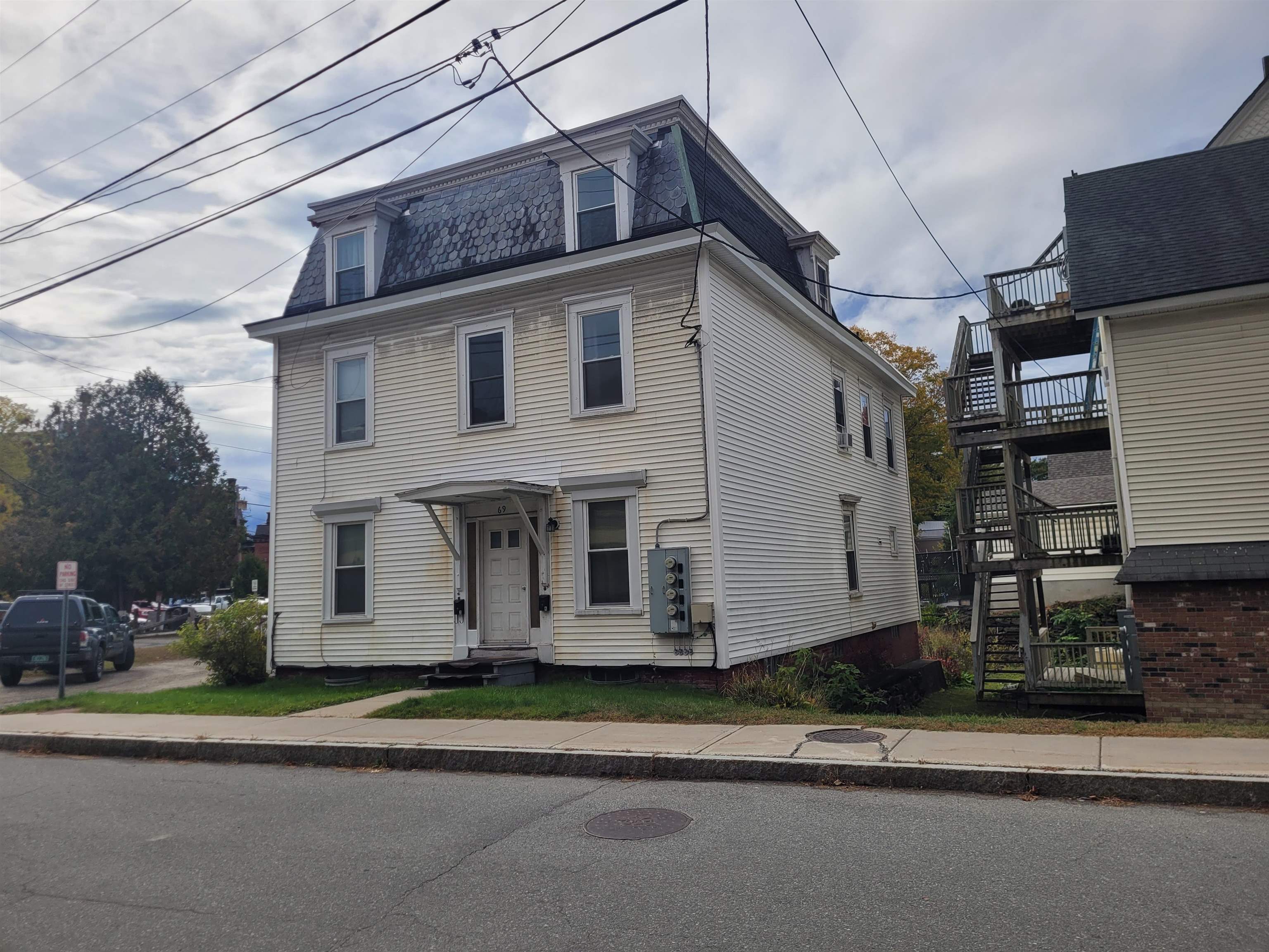 Photo 4 of Multi family home for sale at 69 Central St, Saint Johnsbury, VT 05819 | MLS# 5111997 | Listing updated on 2026-09-29
