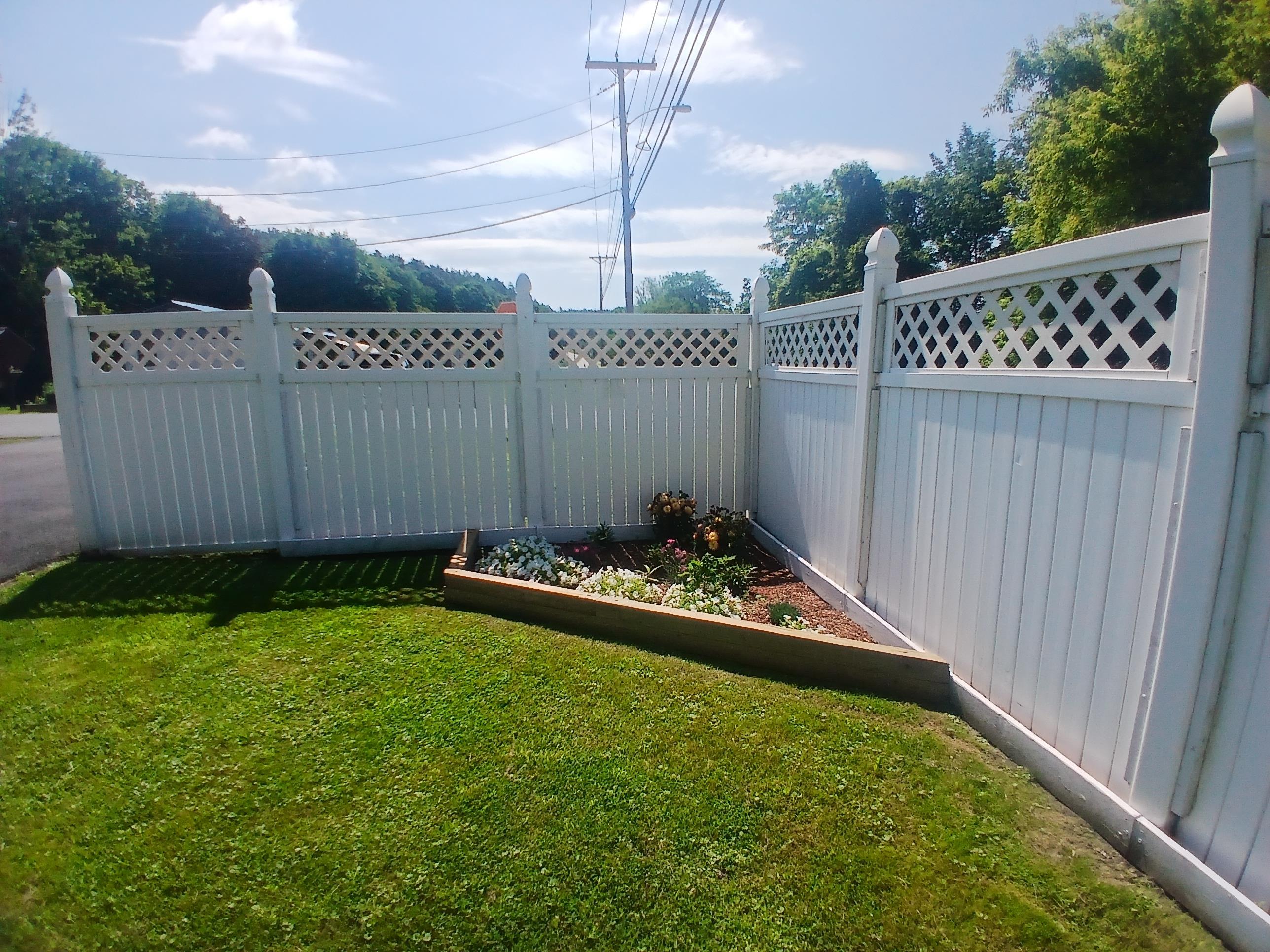 Photo 3 of Single family home for sale at 3 Daniels Dr, Enfield, NH 03748 | MLS# 5112004 | Listing updated on 2026-09-29