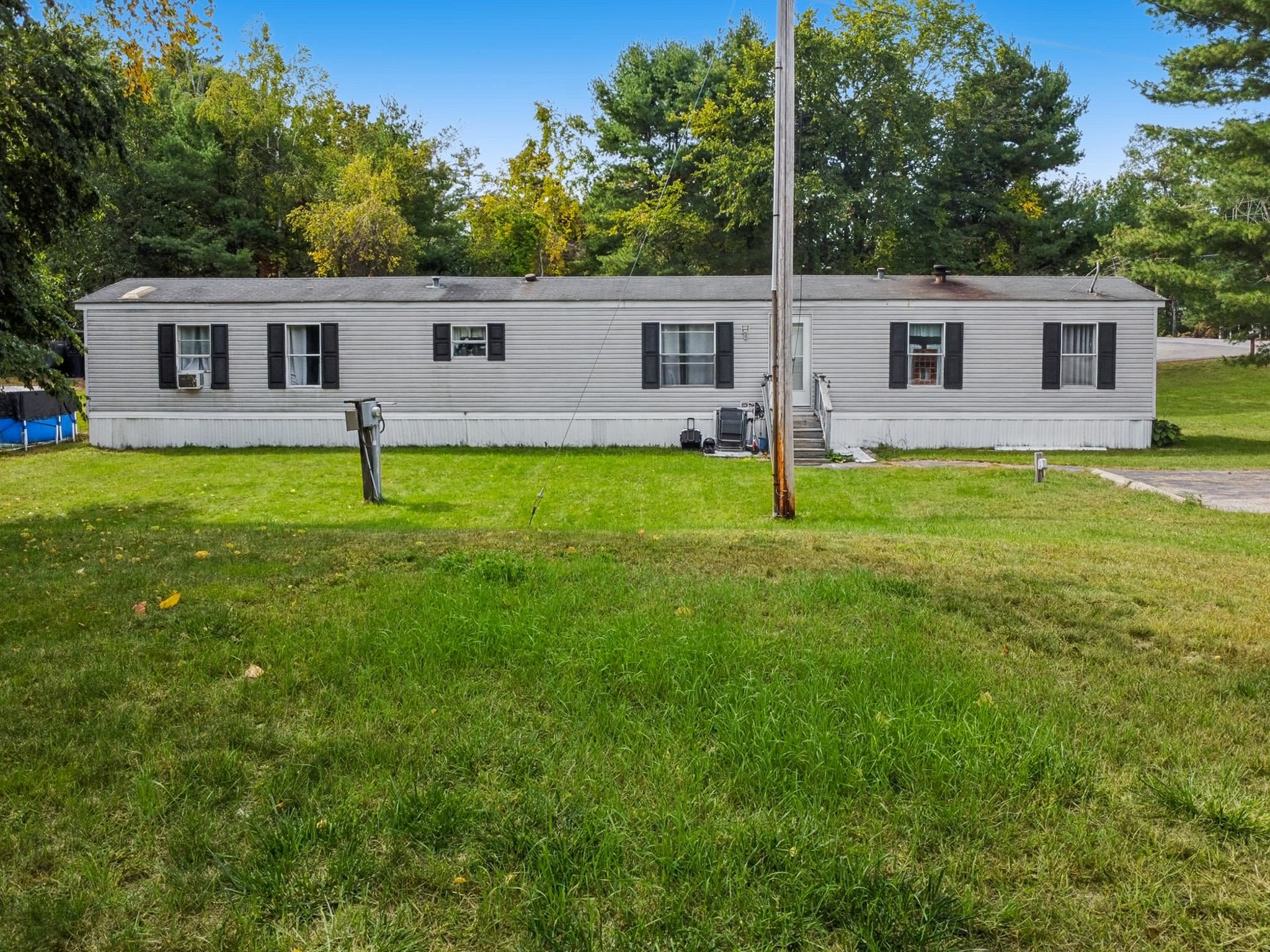 Photo 3 of Manufactured home for sale at 209 Hampstead Rd, Derry, NH 03038 | MLS# 5112056 | Listing updated on 2026-09-30