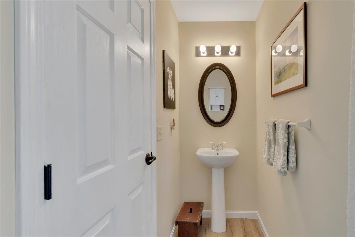 Photo 4 of Condo for sale at 11 Cardinal Ln, Essex Junction, VT 05452 | MLS# 5112139 | Listing updated on 2026-09-30