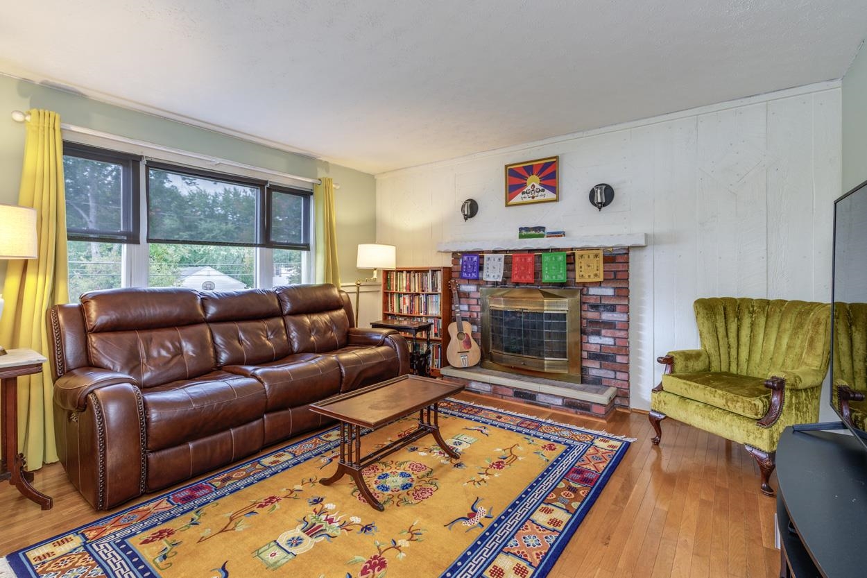 Photo 2 of Single family home for sale at 169 Exchange Ave, Manchester, NH 03104 | MLS# 5112143 | Listing updated on 2026-10-07