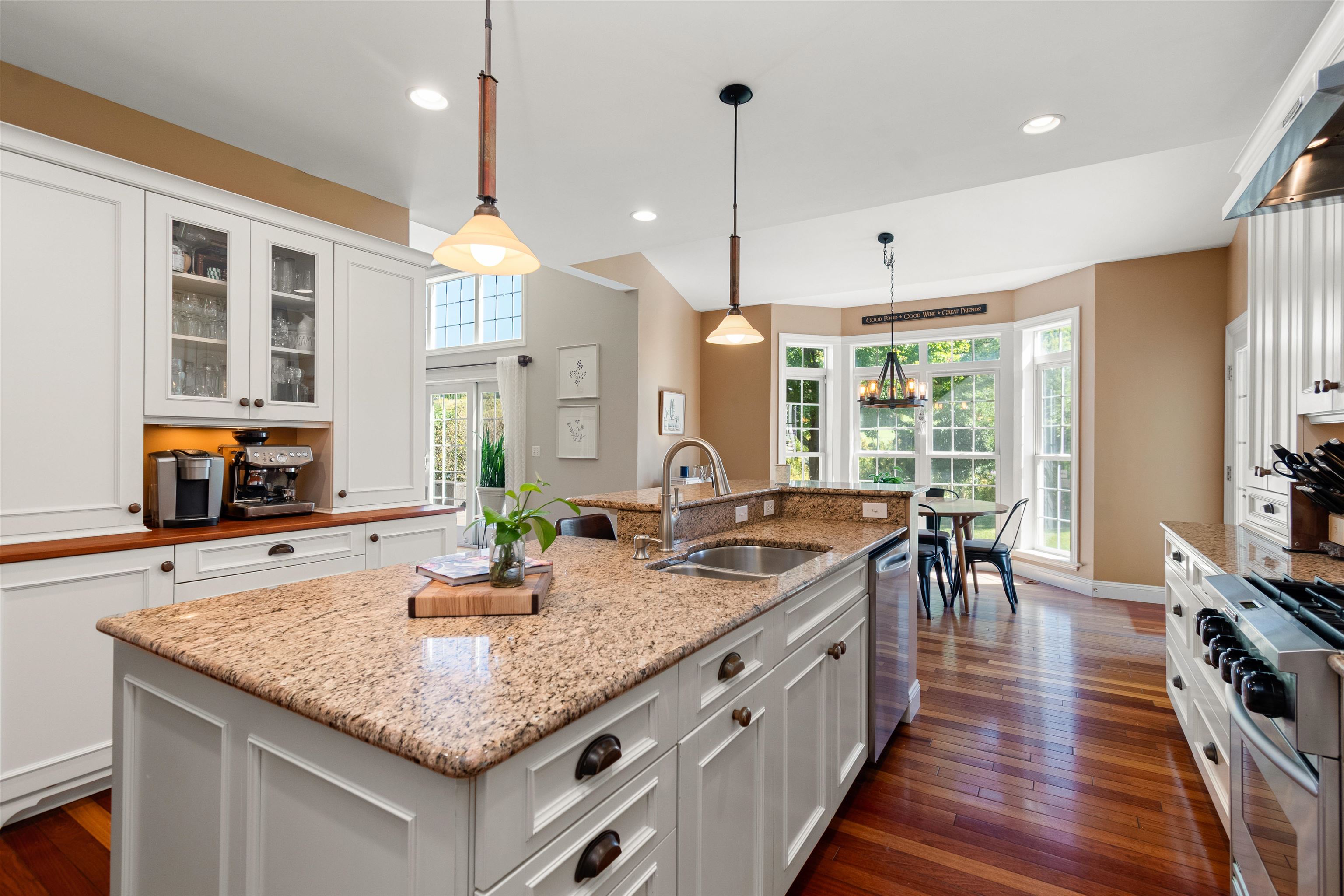Photo 4 of Single family home for sale at 298 Baycrest Dr, South Burlington, VT 05403 | MLS# 5112147 | Listing updated on 2026-09-30