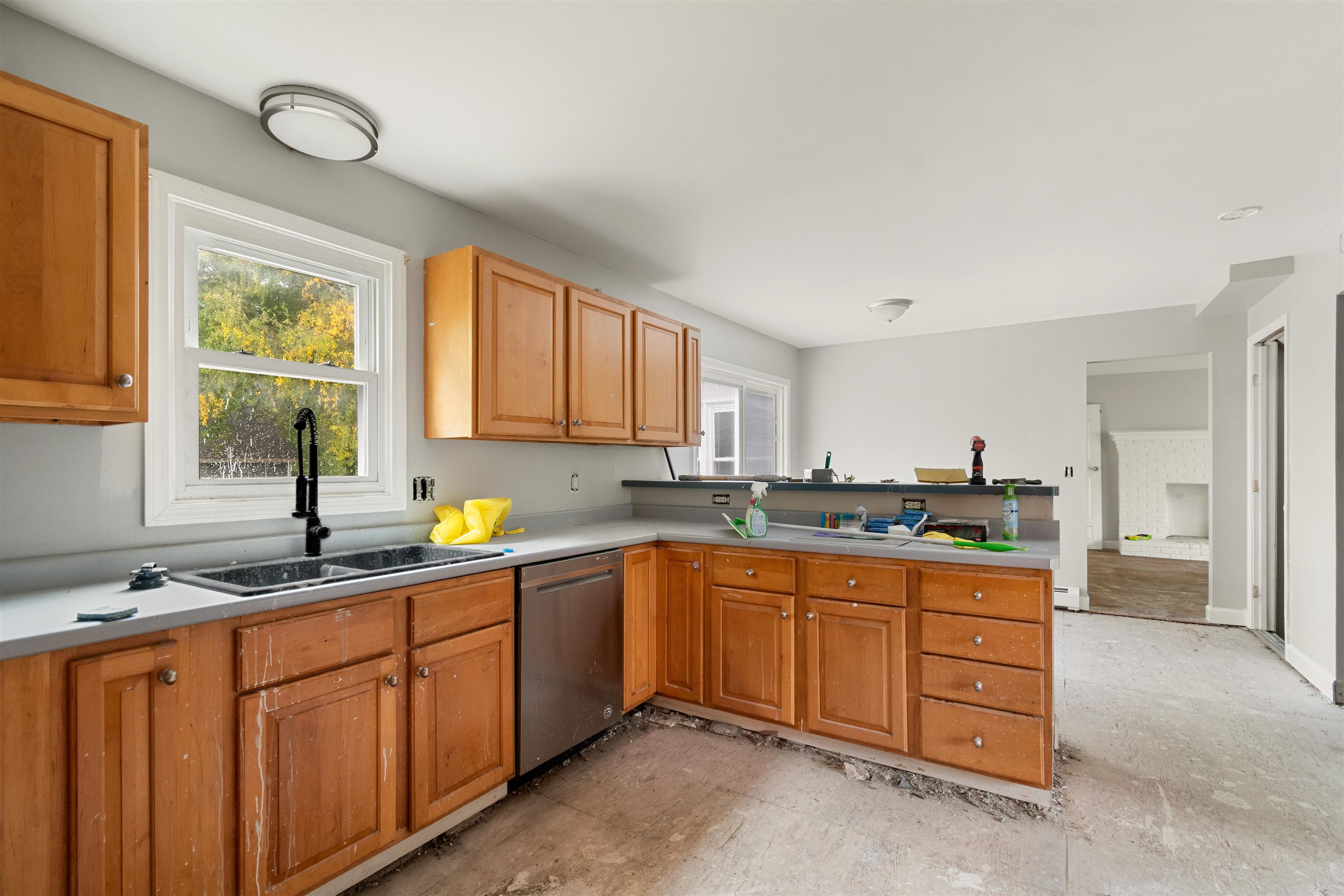 Photo 3 of Single family home for sale at 12 Woodland Pl, South Burlington, VT 05403 | MLS# 5112166 | Listing updated on 2026-10-02