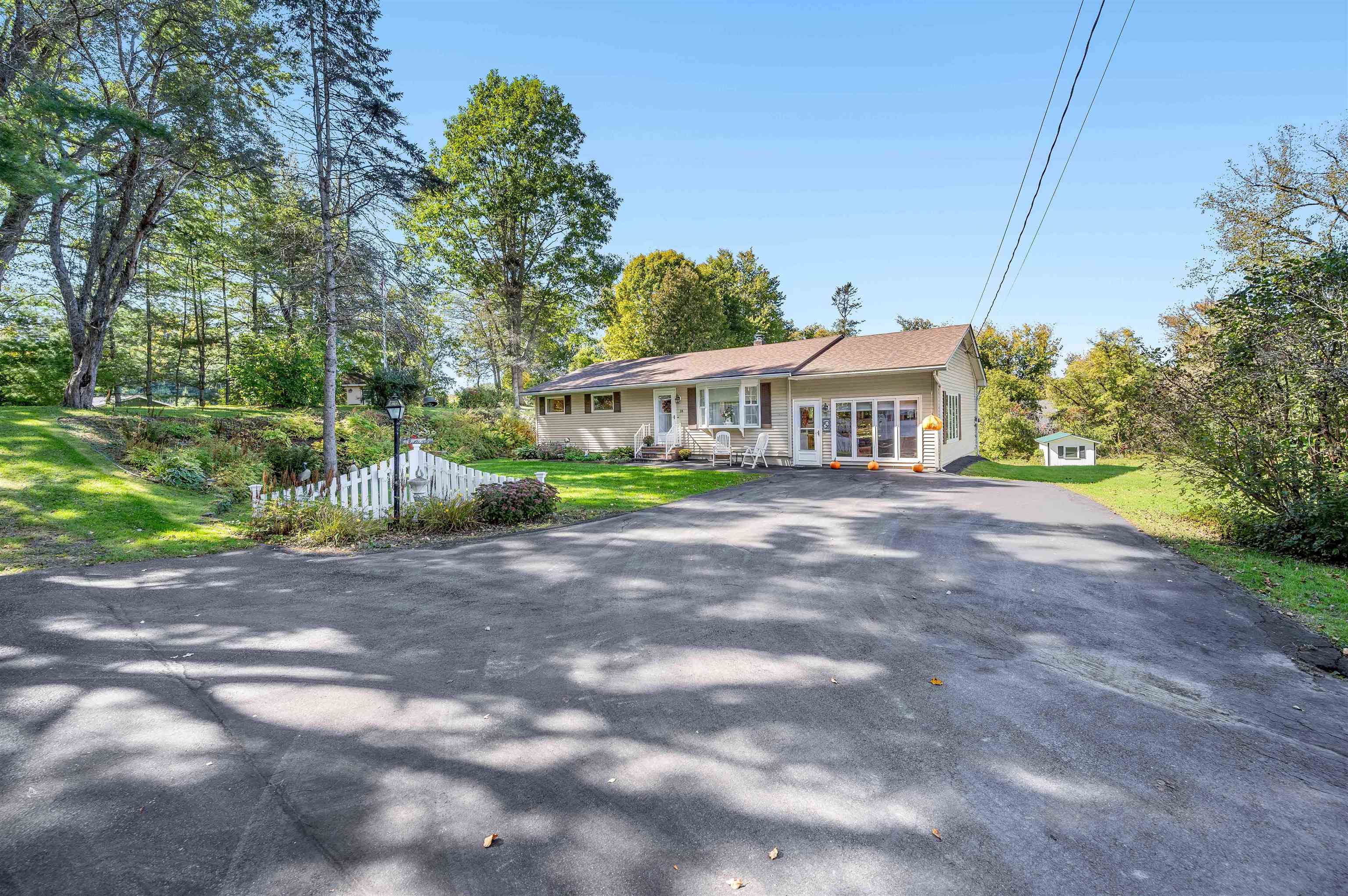 Photo 2 of Single family home for sale at 14 Howard St, Barre, VT 05641 | MLS# 5112169 | Listing updated on 2026-09-30