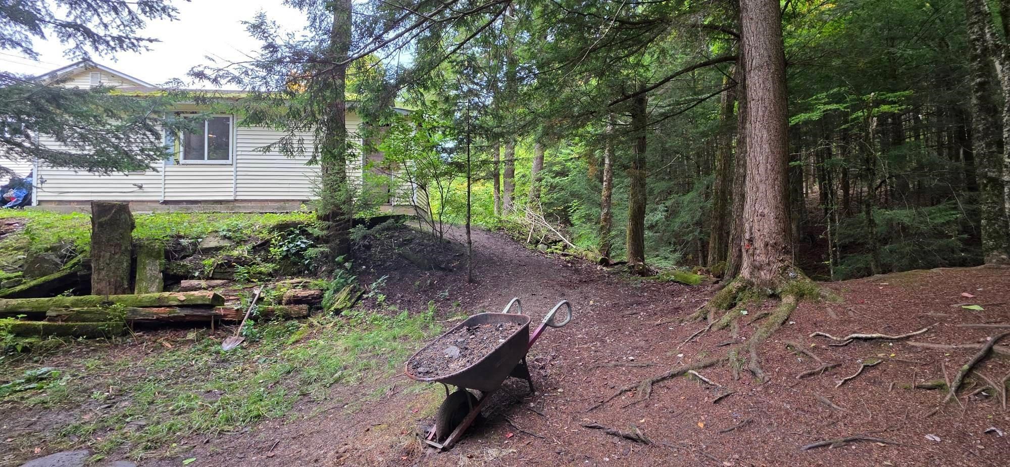 Photo 3 of Single family home for sale at 802 Downingsville Rd, Lincoln, VT 05443 | MLS# 5112170 | Listing updated on 2026-09-30