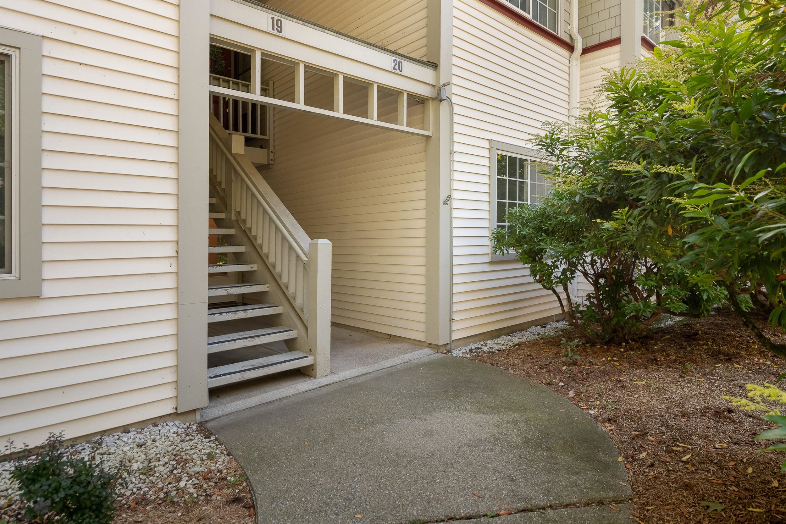 Photo 3 of Townhouse for sale at 20 Winding Brk Dr, South Burlington, VT 05403 | MLS# 5112189 | Listing updated on 2026-09-30