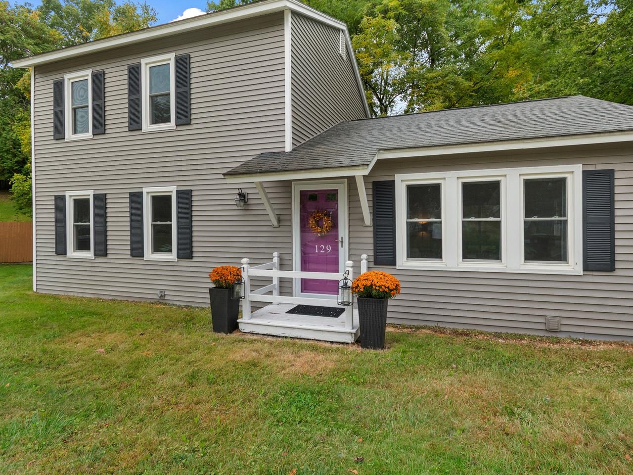 Photo 1 of Single family home for sale at 129 Lori Ln, Burlington, VT 05408 | MLS# 5112199 | Listing updated on 2026-09-30
