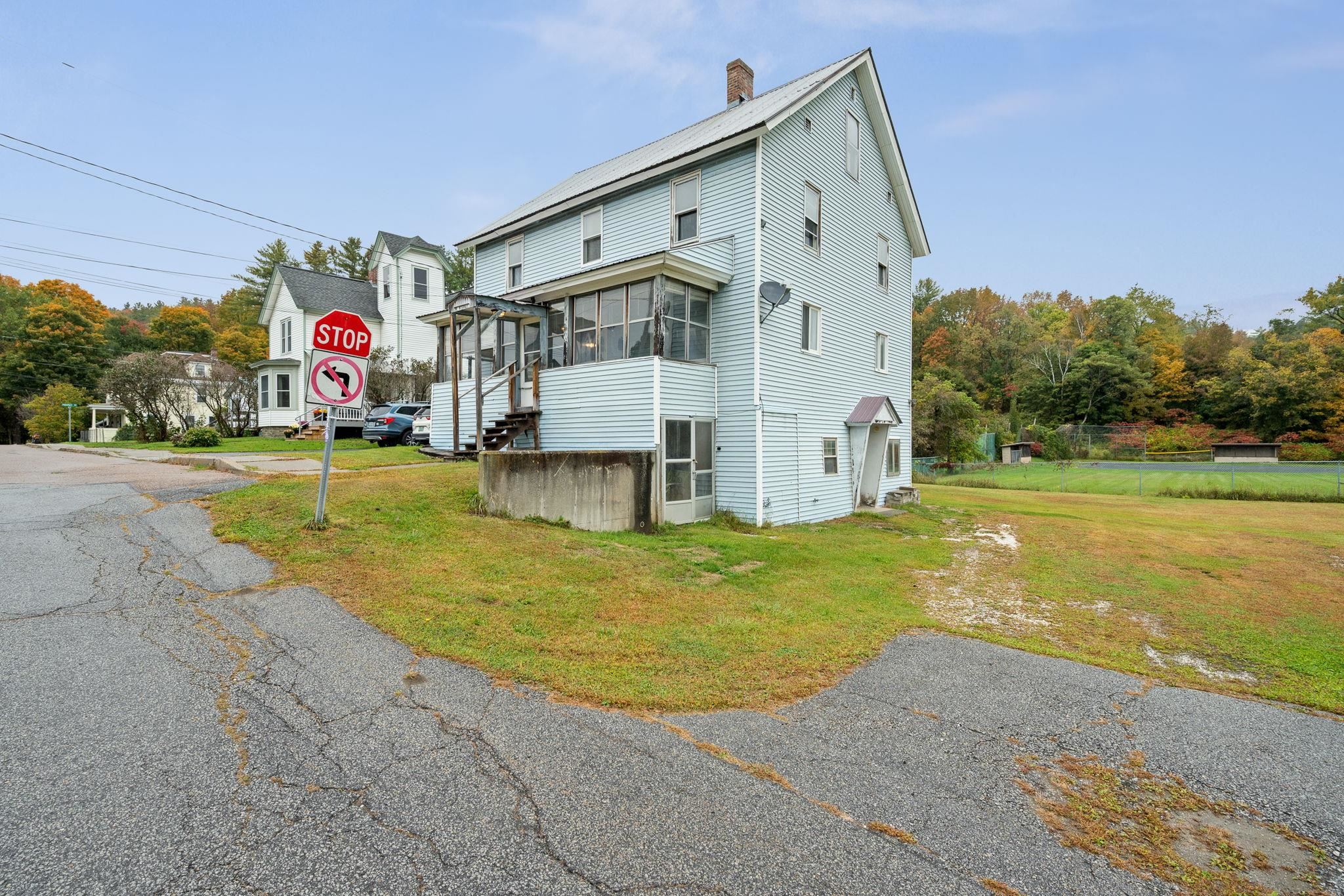 Photo 2 of Single family home for sale at 1 Intervale Ave, Waterbury, VT 05676 | MLS# 5112218 | Listing updated on 2026-10-01