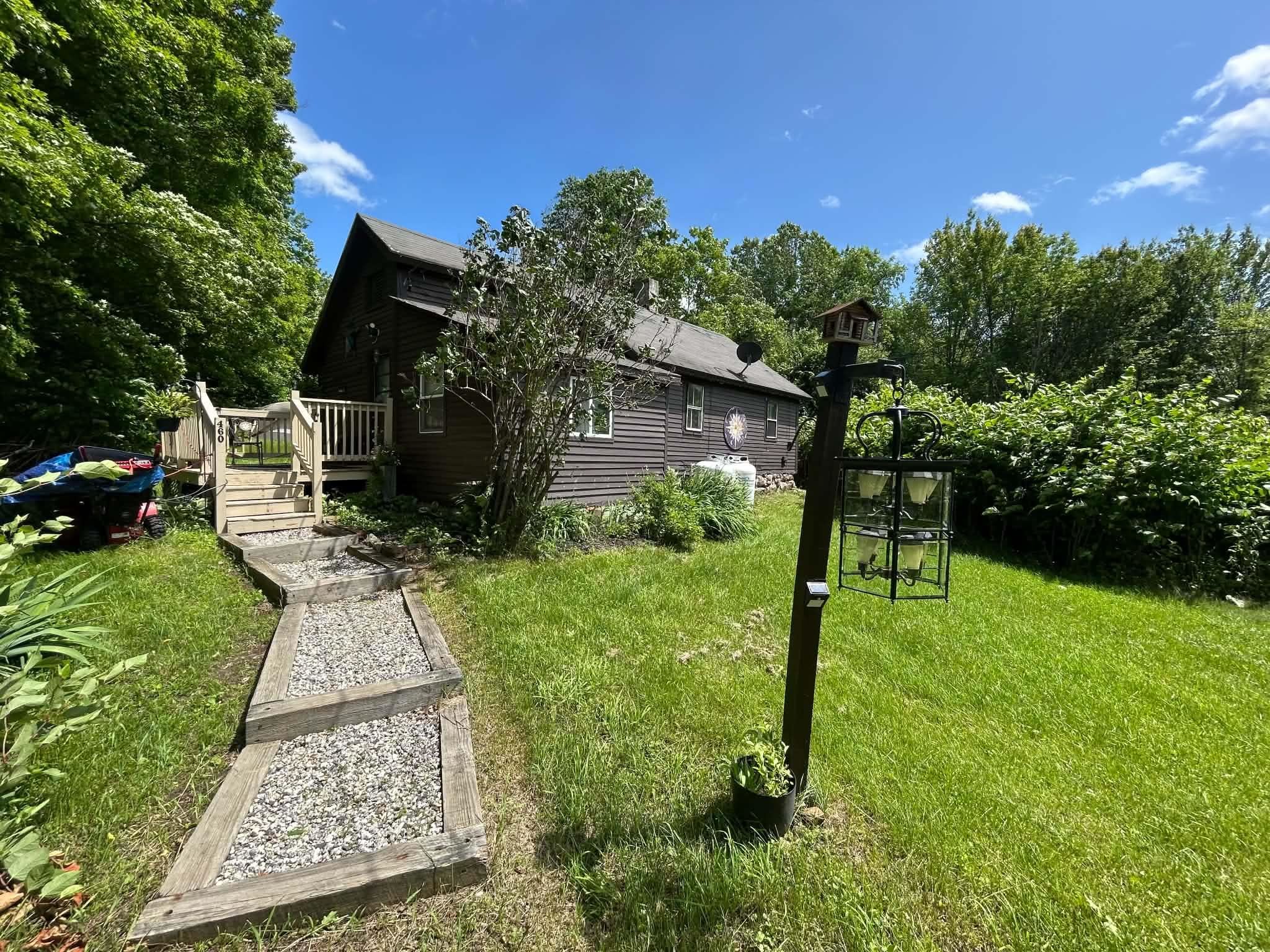 Photo 2 of Single family home for sale at 460 Prospect St, Franklin, NH 03235 | MLS# 5112235 | Listing updated on 2026-10-05