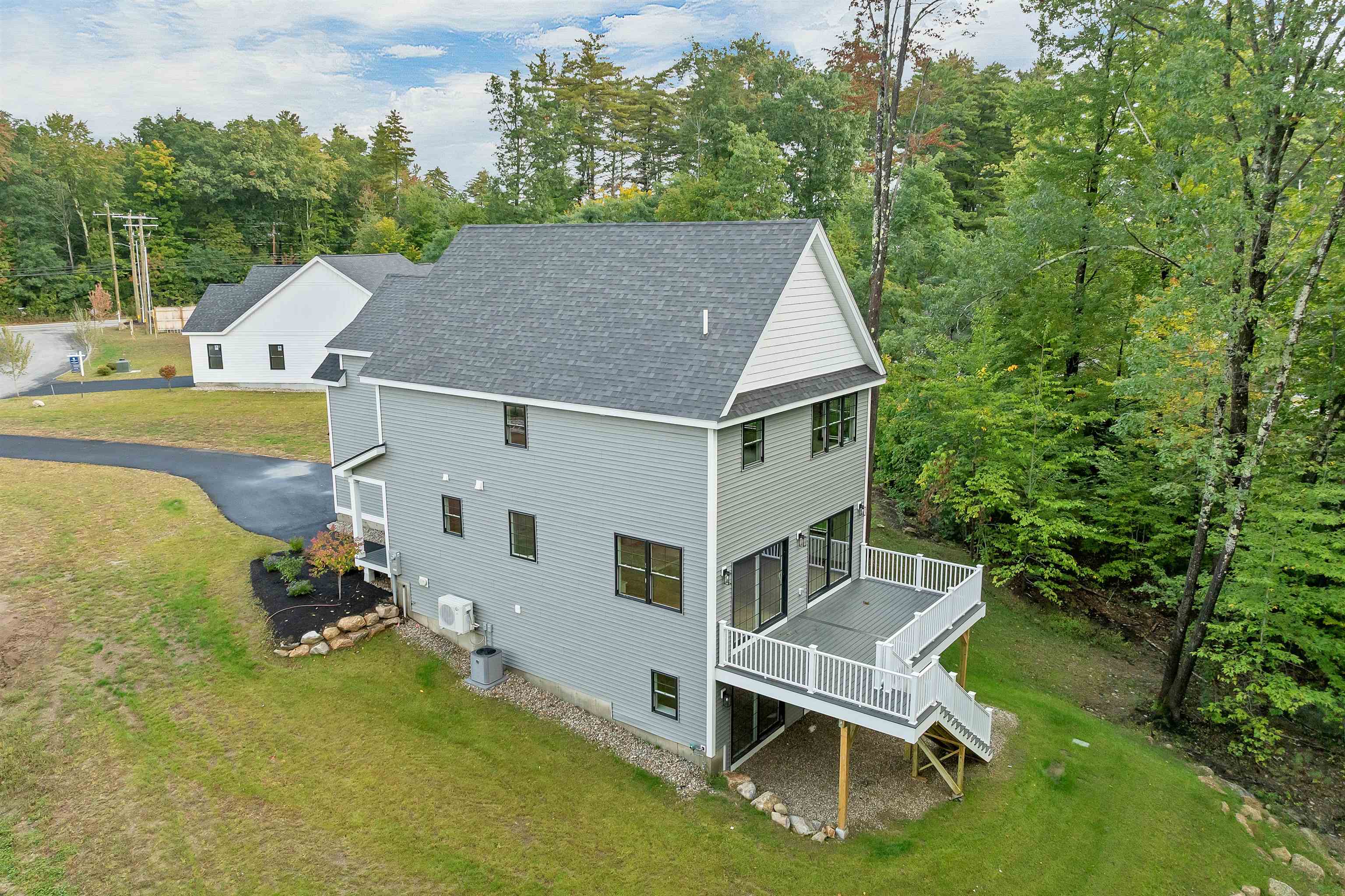 285 Sterling Drive, Laconia, NH photo 2