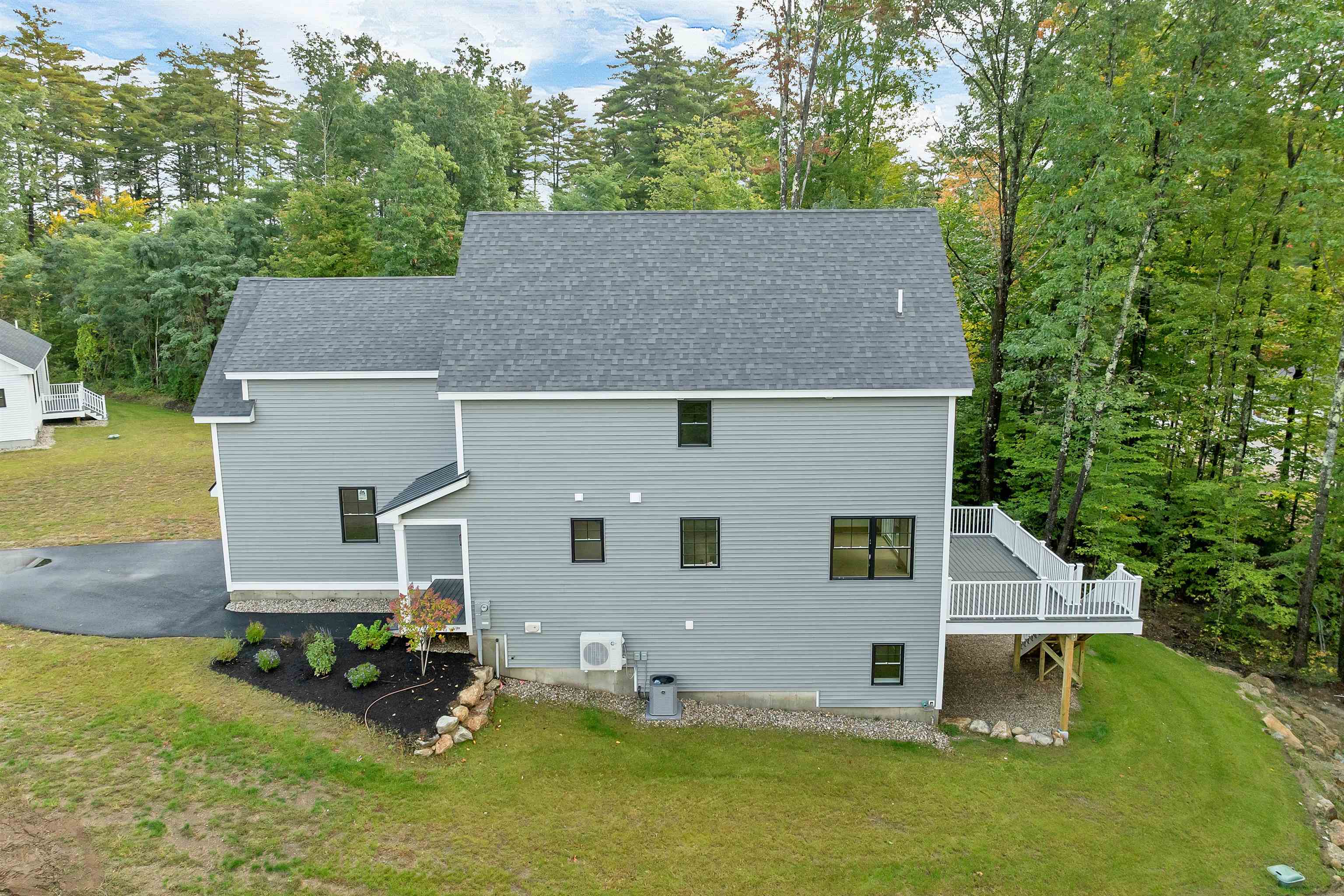 285 Sterling Drive, Laconia, NH photo 3