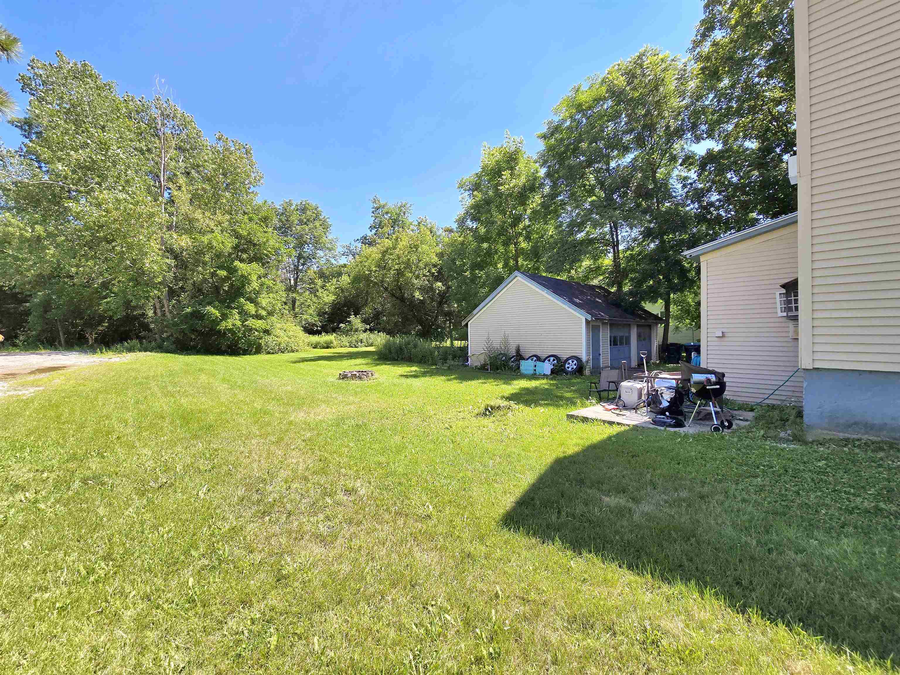 Photo 3 of Single family home for sale at 138 River St, Wallingford, VT 05773 | MLS# 5112254 | Listing updated on 2026-10-01