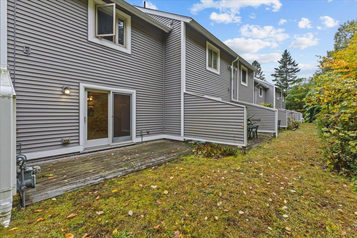 Photo 3 of Townhouse for sale at 307 Sugartree Ln, South Burlington, VT 05403 | MLS# 5112296 | Listing updated on 2026-10-03