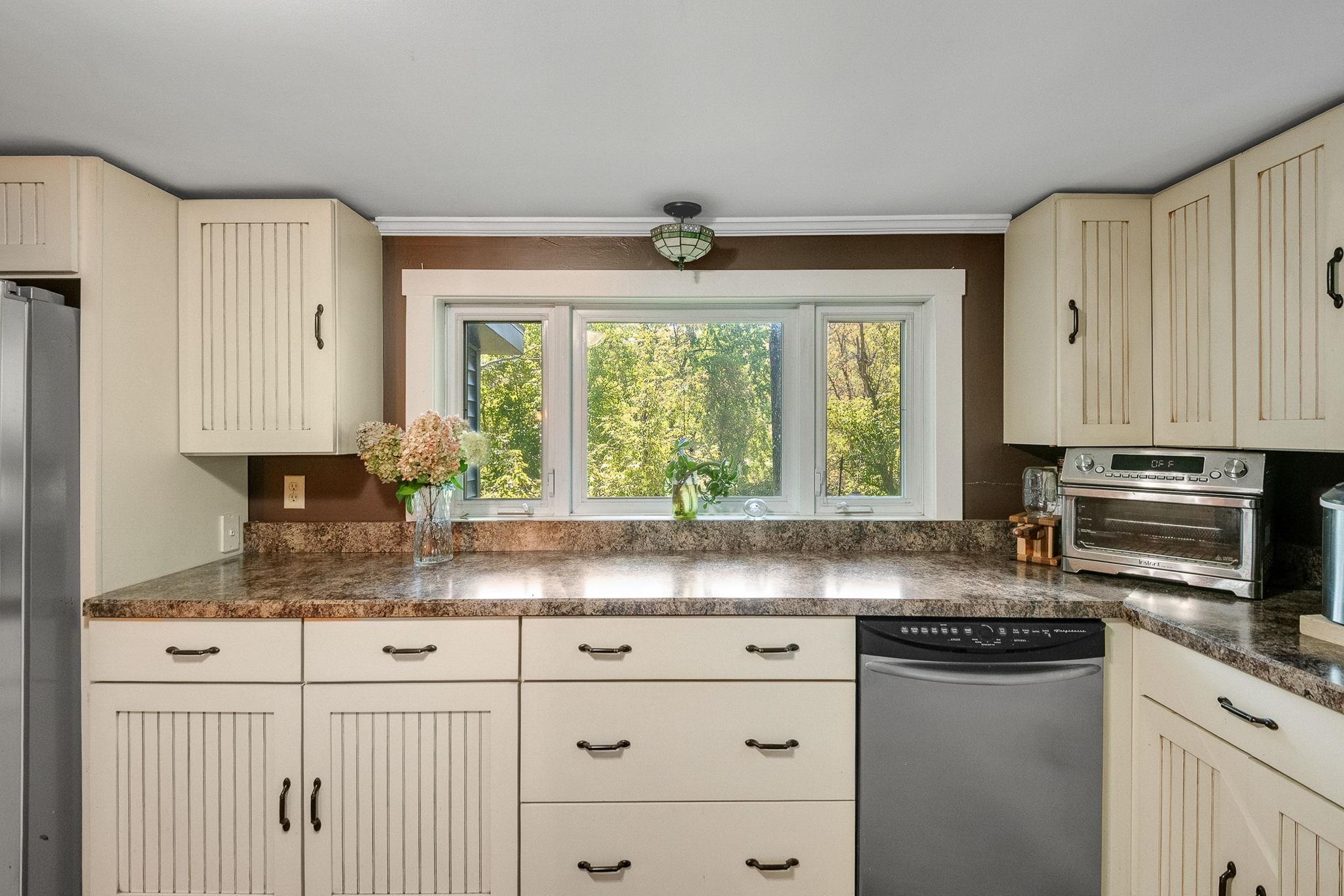 Photo 4 of Single family home for sale at 36 N Main St, Waterbury, VT 05676 | MLS# 5112297 | Listing updated on 2026-10-06