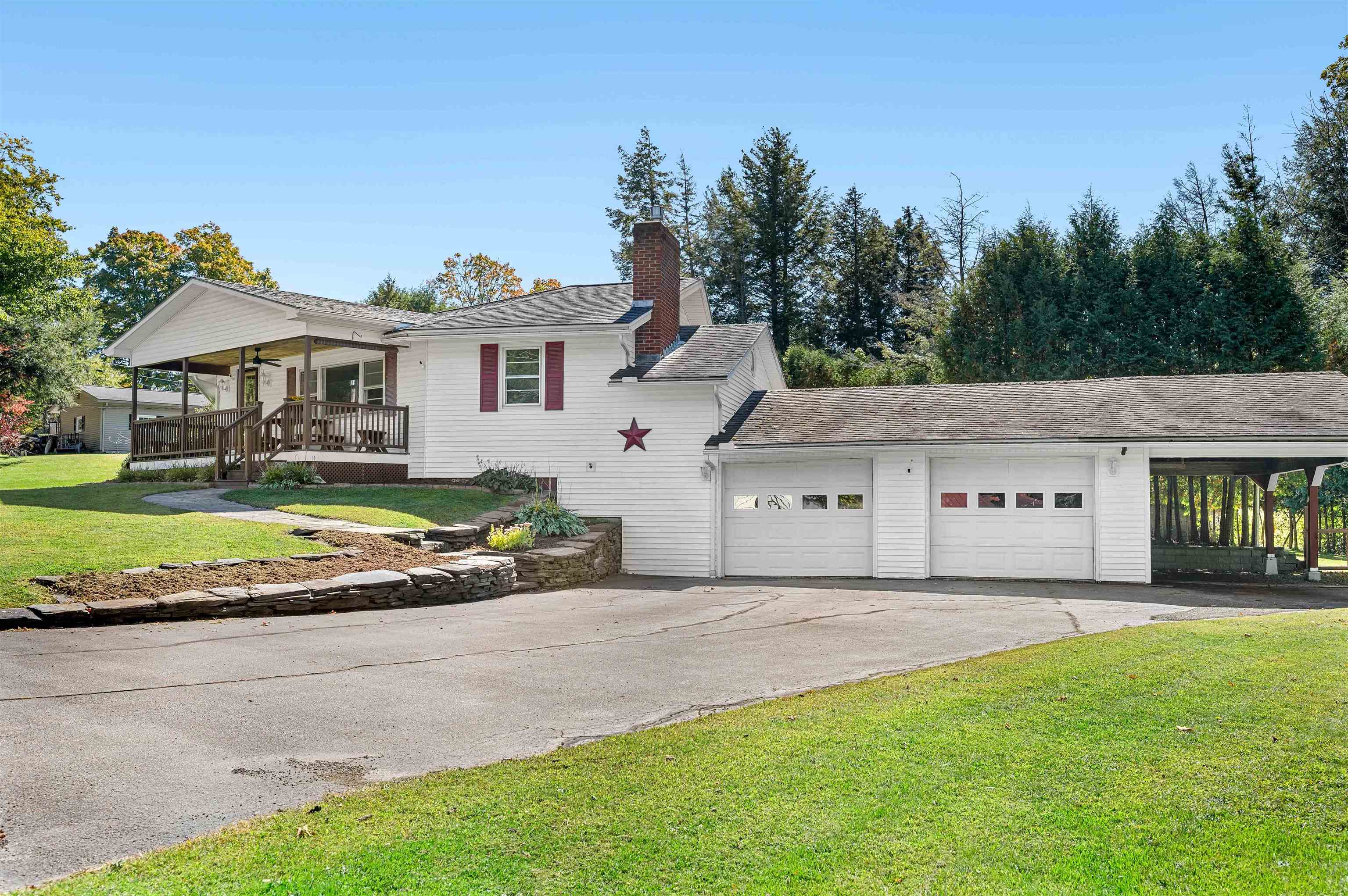 Photo 3 of Single family home for sale at 15 Oak Dr, Barre, VT 05641 | MLS# 5112341 | Listing updated on 2026-10-01
