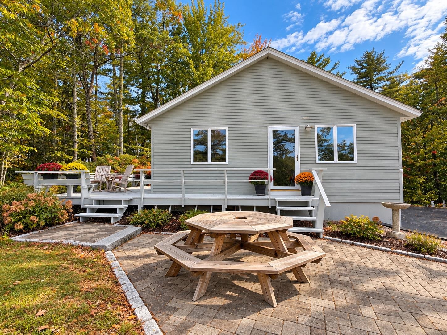 Photo 2 of Single family home for sale at 115 Chandler Ln, Wakefield, NH 03830 | MLS# 5112378 | Listing updated on 2026-10-07