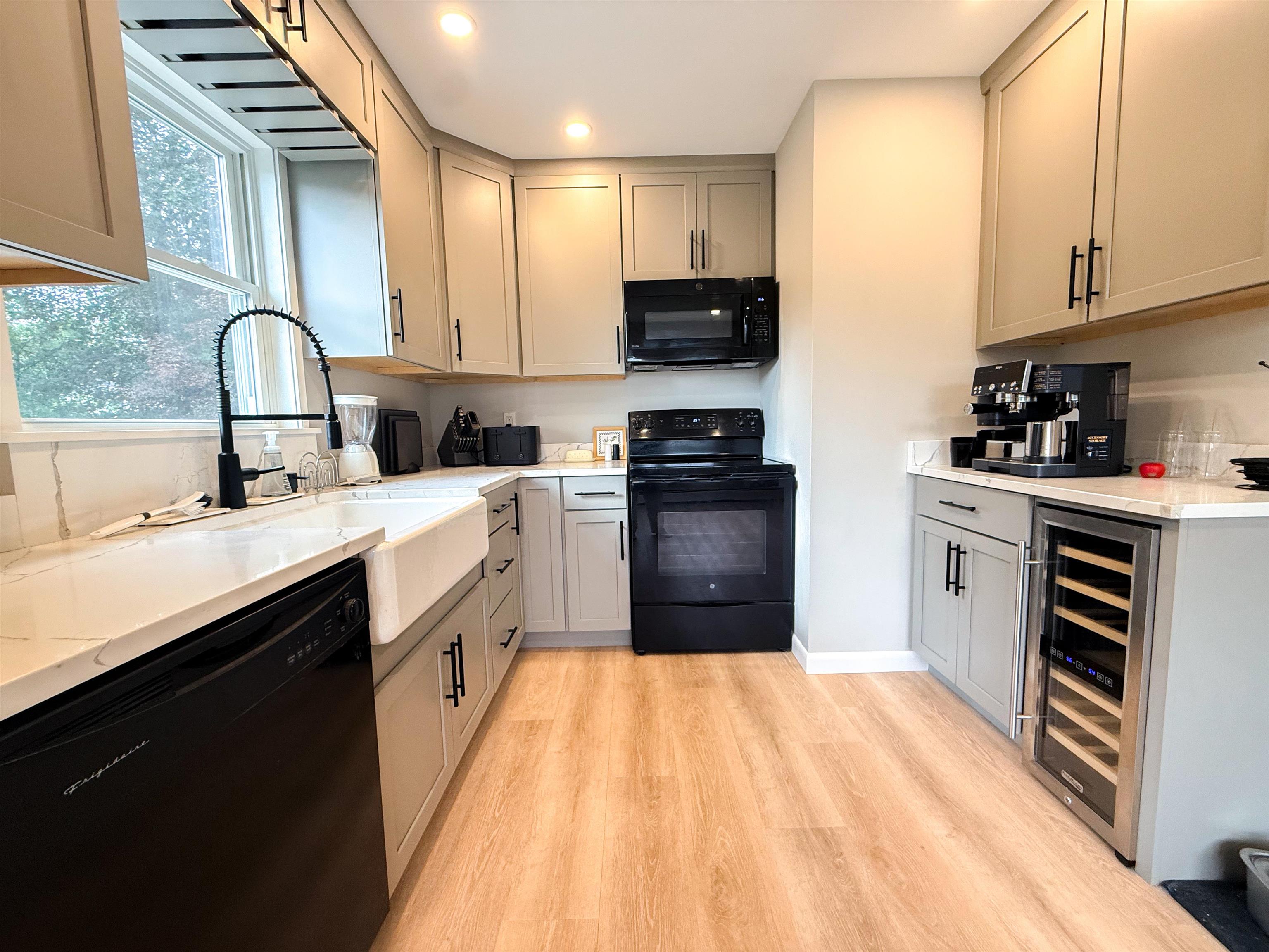 Photo 4 of Single family home for sale at 15 Victor Pl, Rutland, VT 05701 | MLS# 5112408 | Listing updated on 2026-10-01