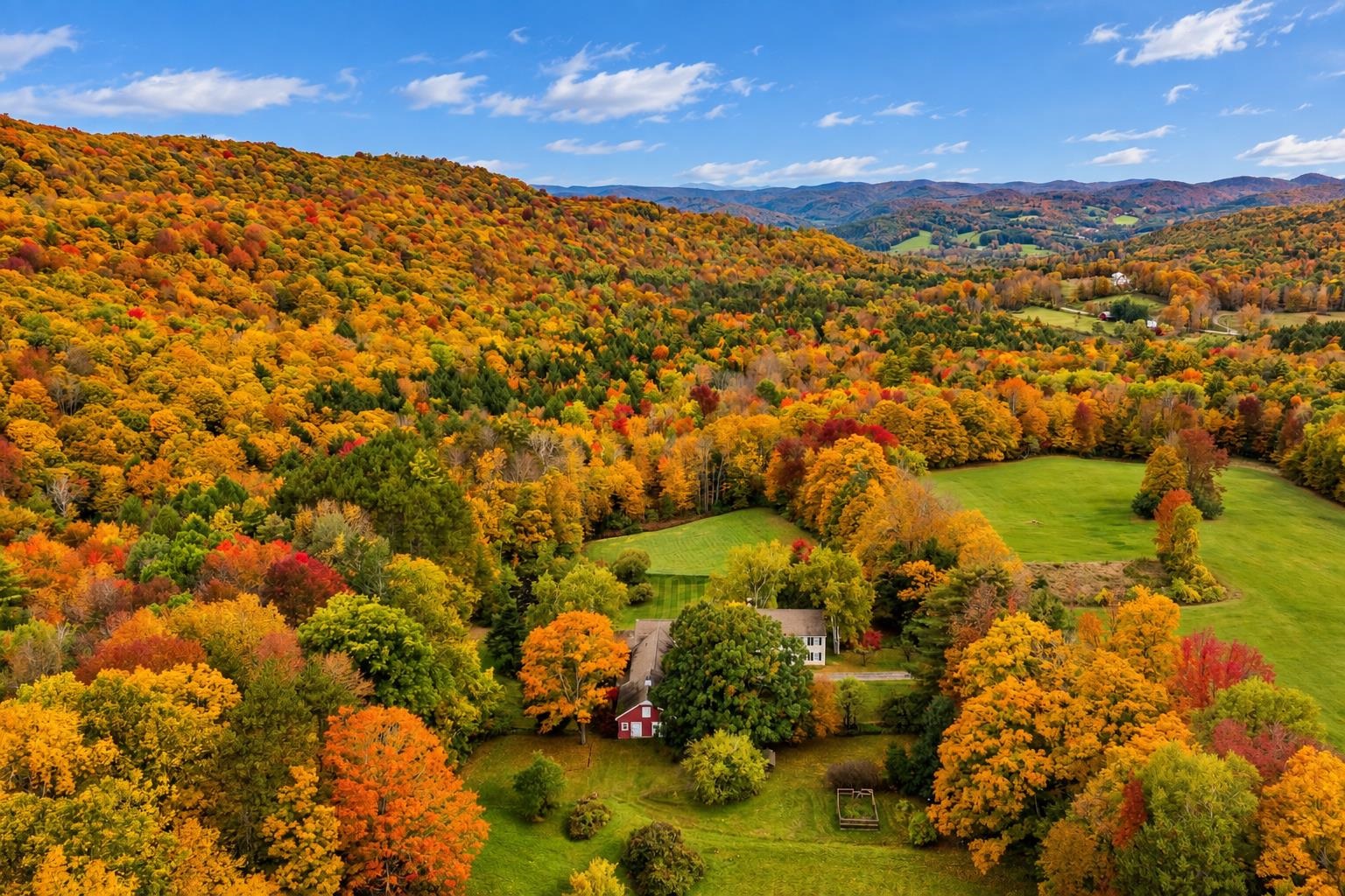 Photo 2 of Single family home for sale at 2687 Garvin Hl Rd, Woodstock, VT 05091 | MLS# 5112419 | Listing updated on 2026-10-05