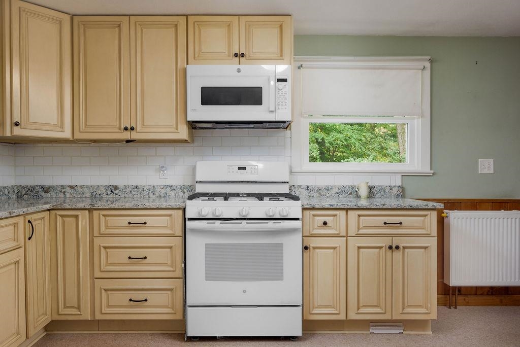 Photo 3 of Single family home for sale at 55 Birchwoood Dr, White River Junction, VT 05001 | MLS# 5112460 | Listing updated on 2026-10-02