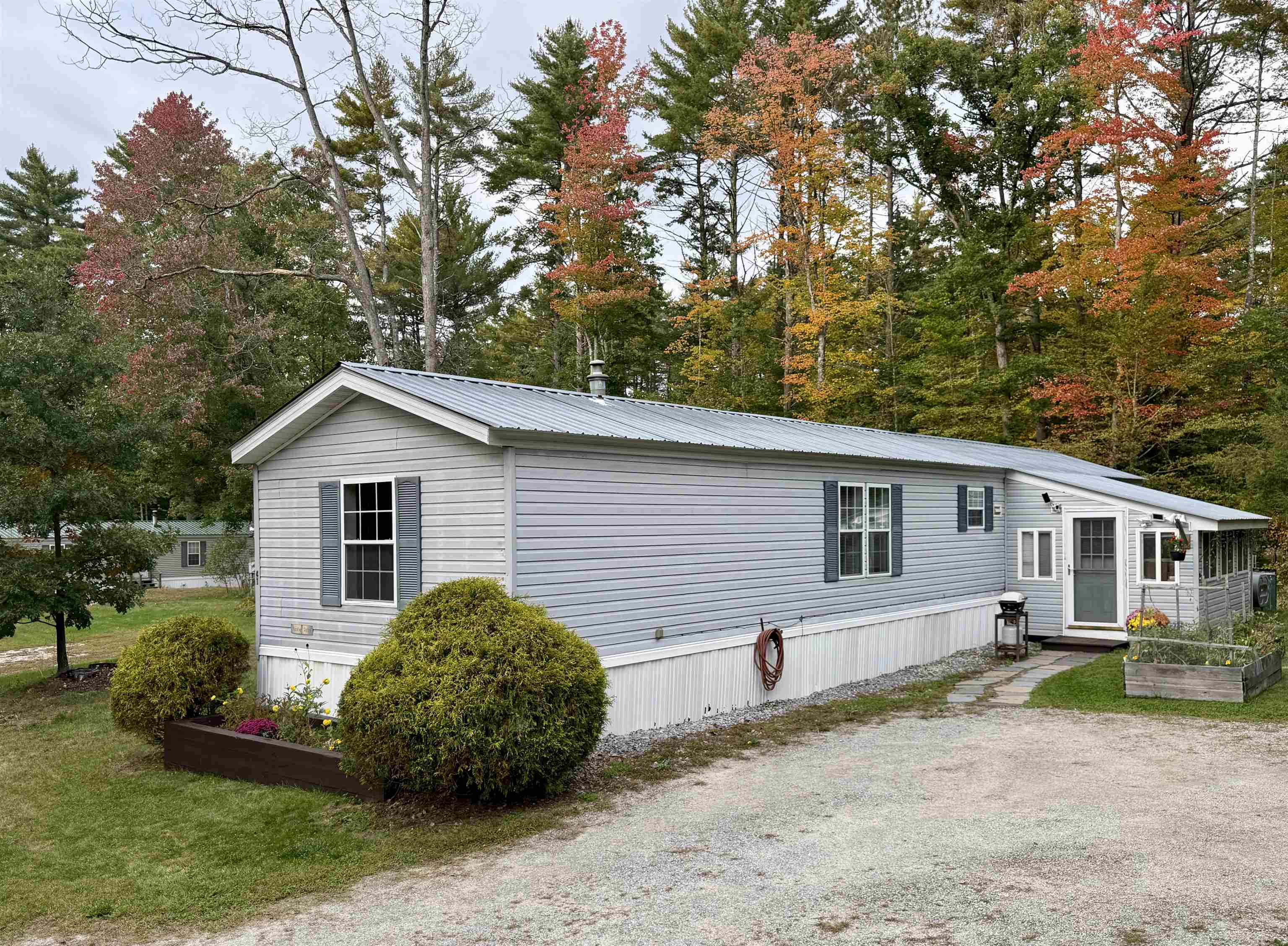 Photo 2 of Manufactured home for sale at 41 Pleasant Ln, Warner, NH 03278 | MLS# 5112488 | Listing updated on 2026-10-07