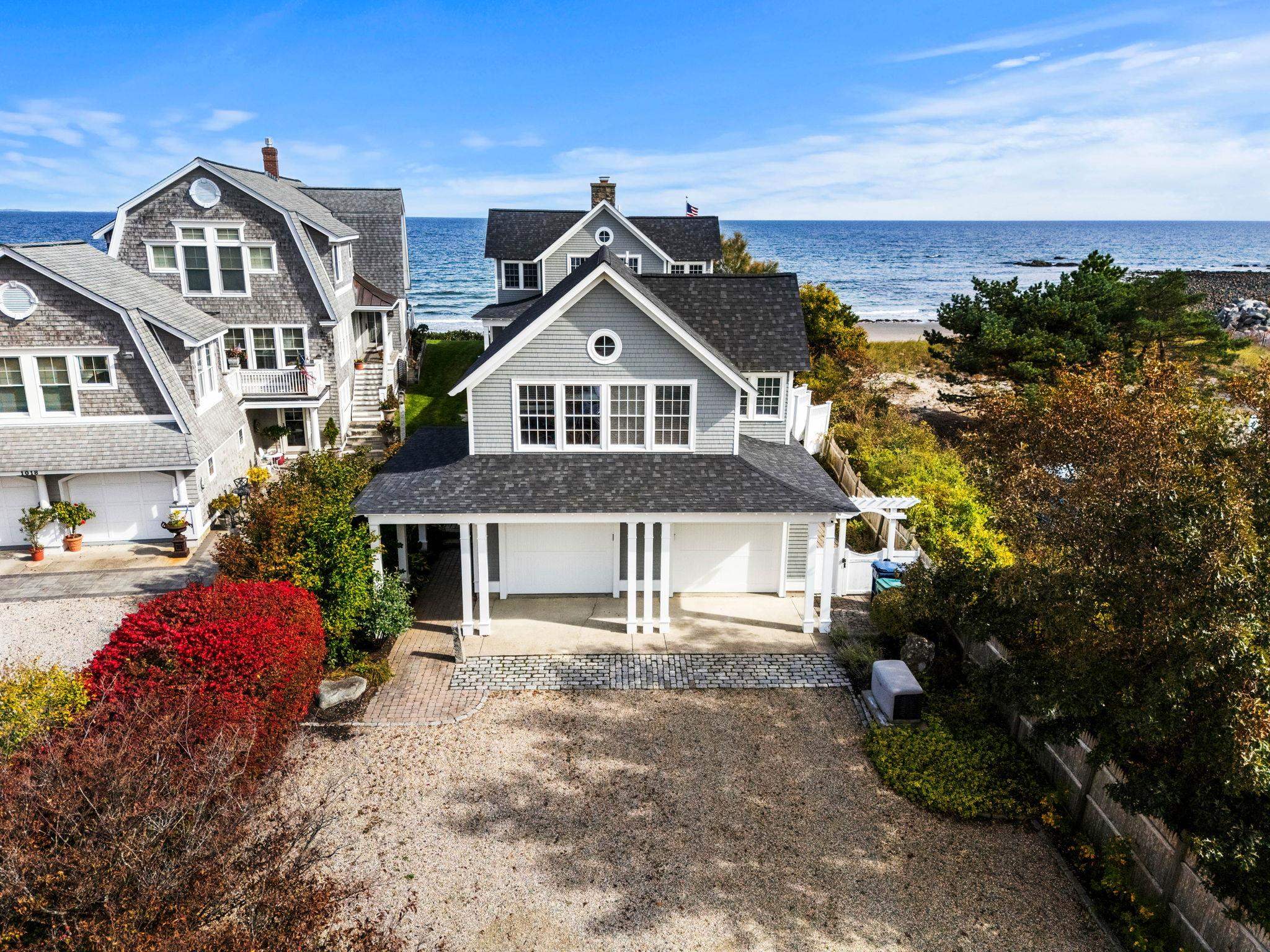 Photo 2 of Single family home for sale at 1016 Ocean Blvd, Hampton, NH 03842 | MLS# 5112492 | Listing updated on 2026-10-07