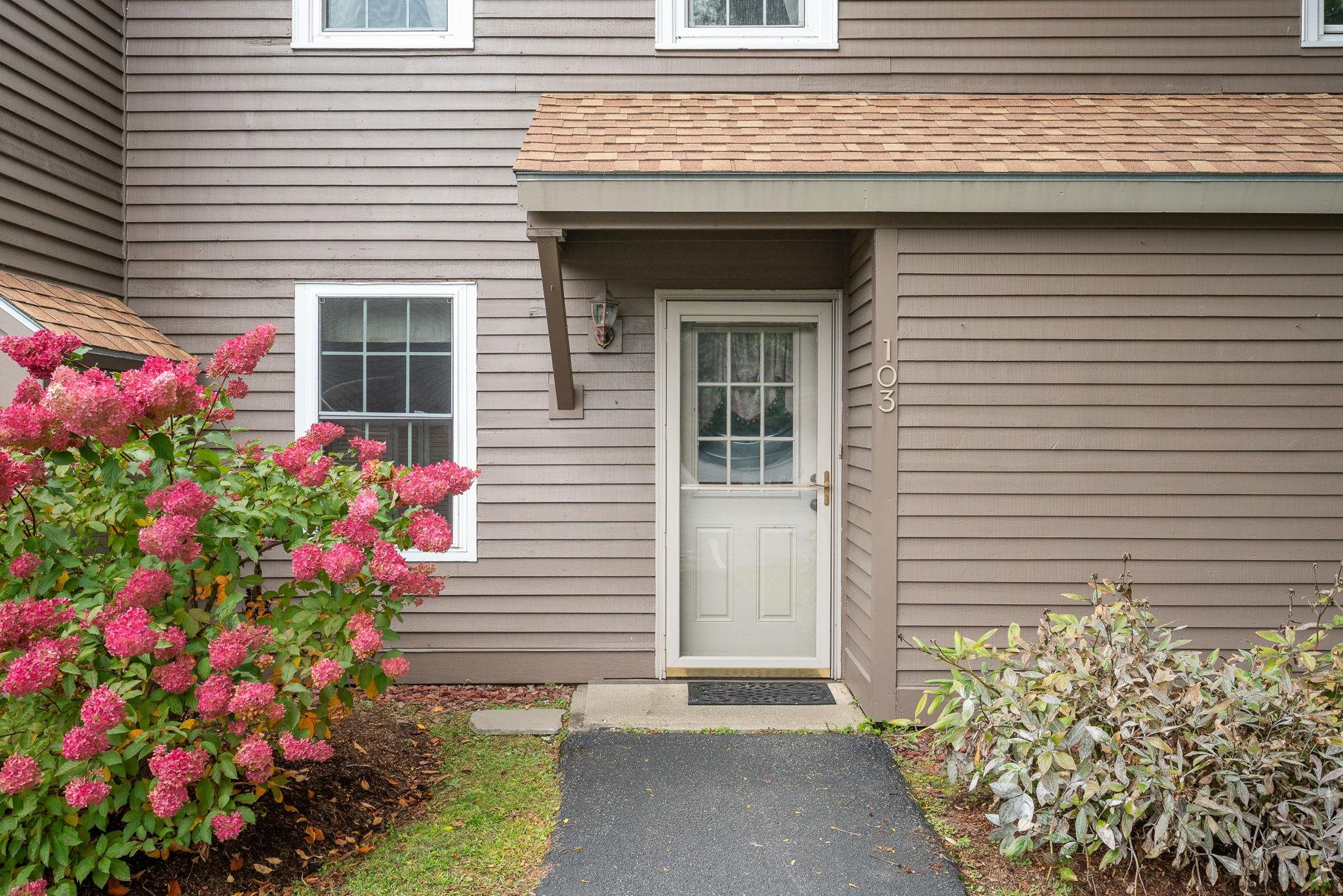 Photo 3 of Condo for sale at 103 Hayes Ave, South Burlington, VT 05403 | MLS# 5112529 | Listing updated on 2026-10-02