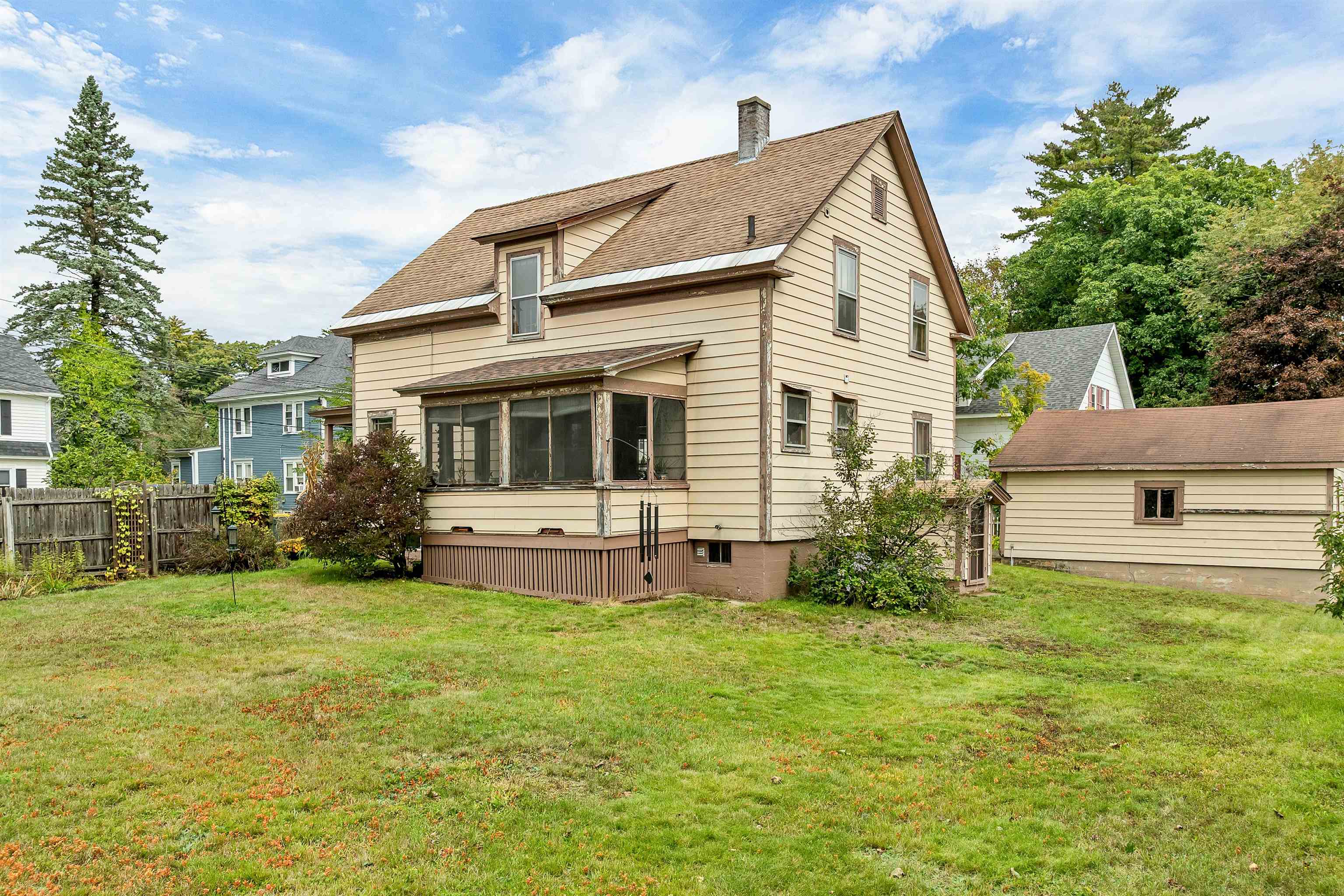 17 Shepard Street, Laconia, NH photo 5