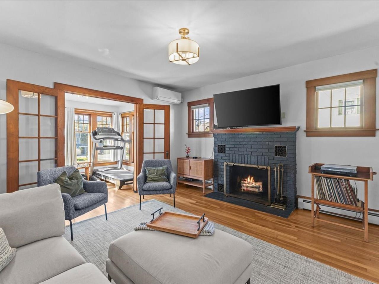 Photo 2 of Single family home for sale at 170 Shelburne St, Burlington, VT 05401 | MLS# 5112552 | Listing updated on 2026-10-02