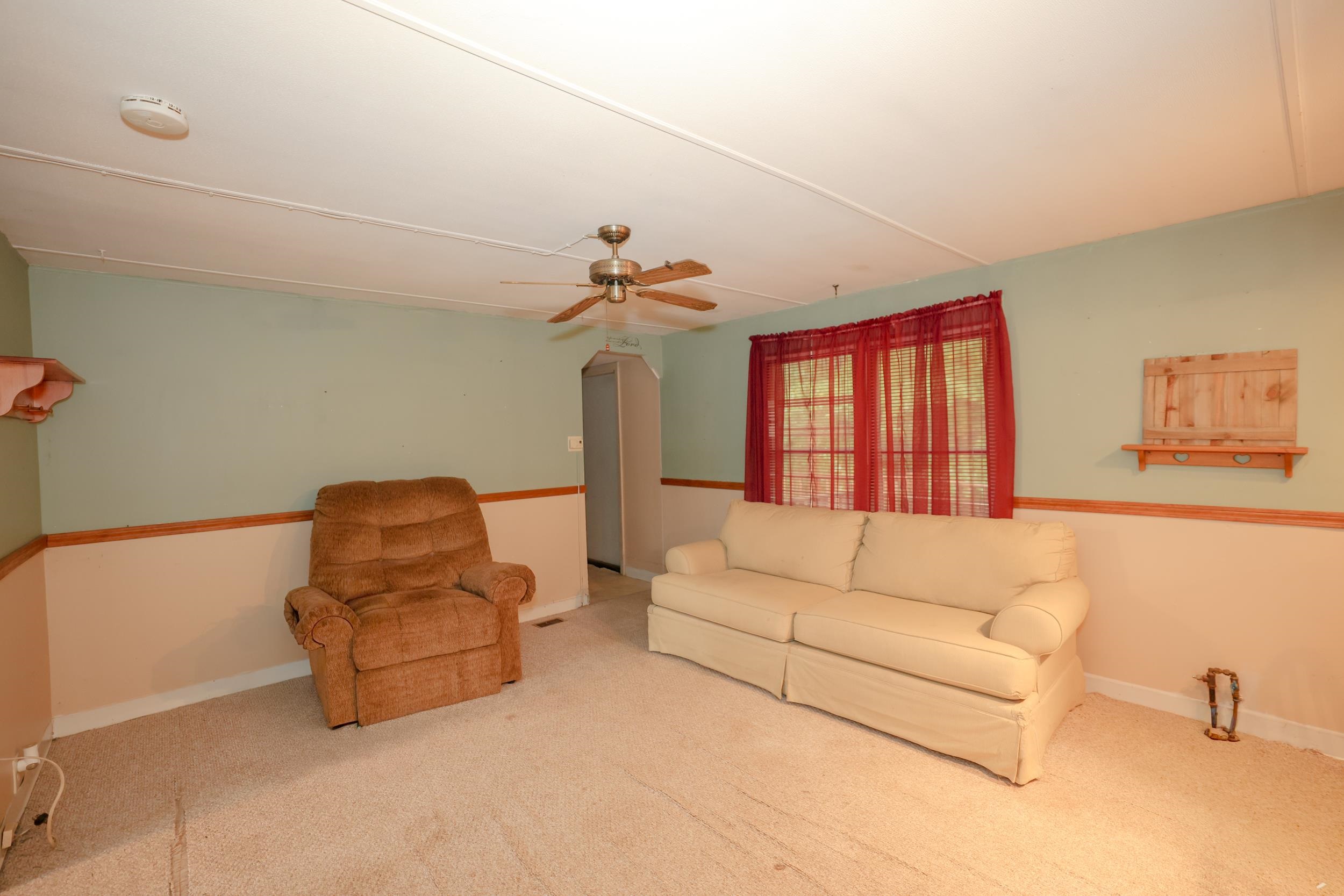 216 Friendship Avenue, Pembroke, NH photo 4