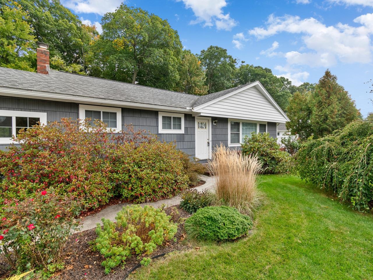 Photo 2 of Single family home for sale at 104 Wildwood Dr, Burlington, VT 05408 | MLS# 5112588 | Listing updated on 2026-10-02