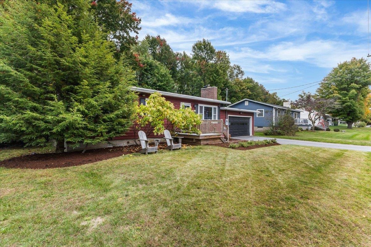 Photo 3 of Single family home for sale at 18 Victory Dr, South Burlington, VT 05403 | MLS# 5112595 | Listing updated on 2026-10-03