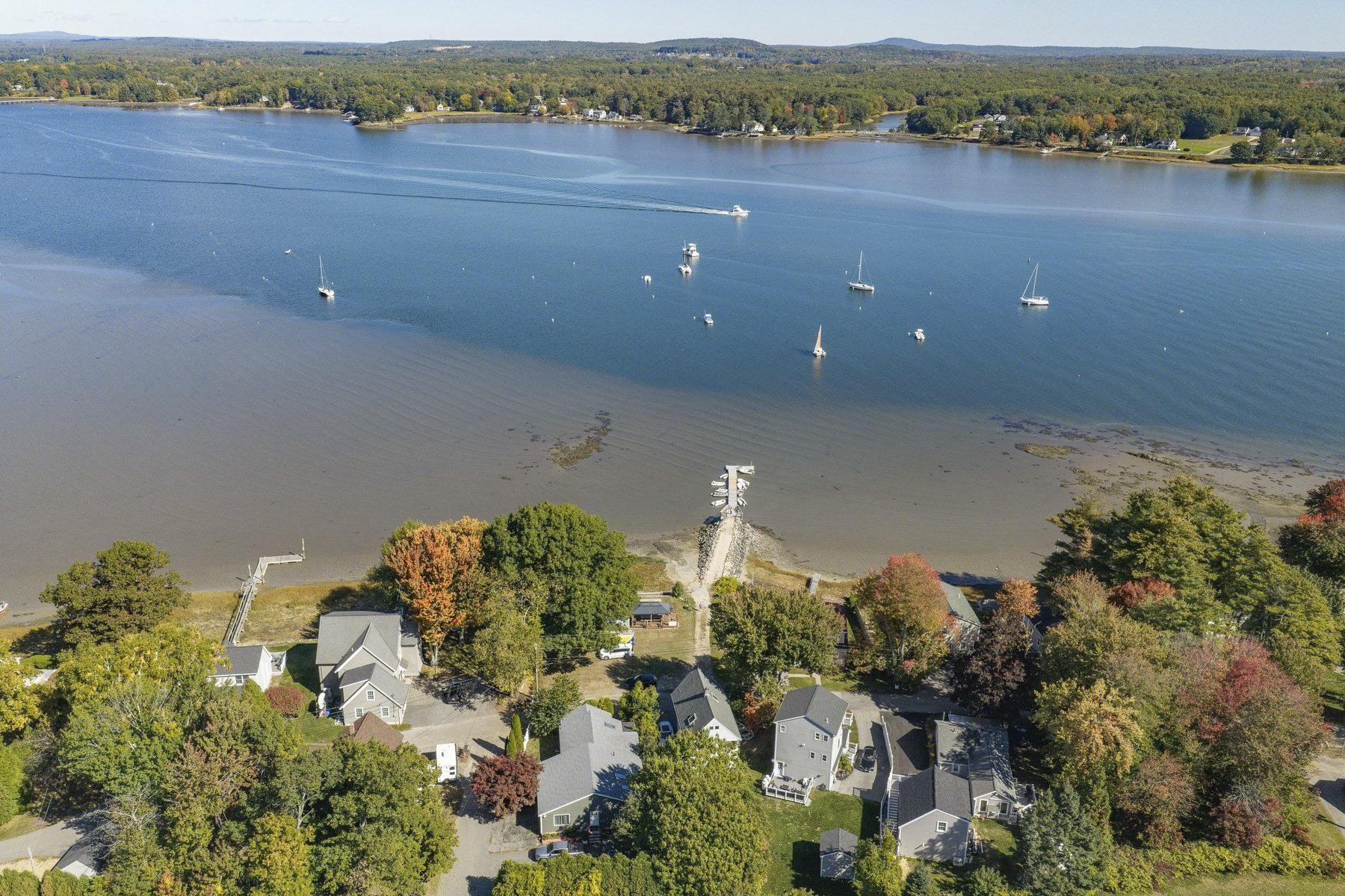 Photo 4 of Single family home for sale at 20 Wentworth Ter, Dover, NH 03820 | MLS# 5112616 | Listing updated on 2026-10-03