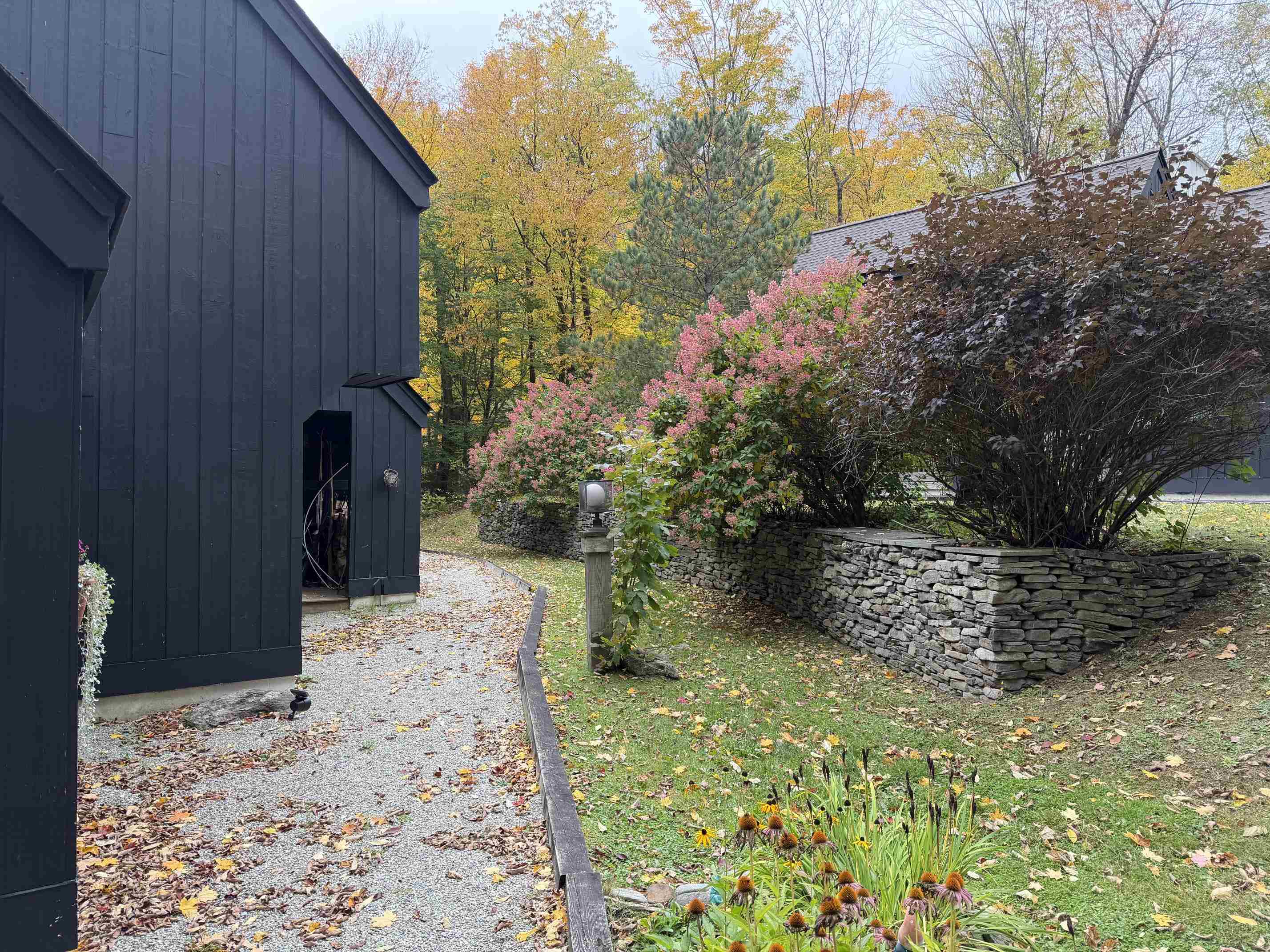 Photo 3 of Condo for sale at 4604 Battleground Rd #33, Waitsfield, VT 05673 | MLS# 5112635 | Listing updated on 2026-10-03