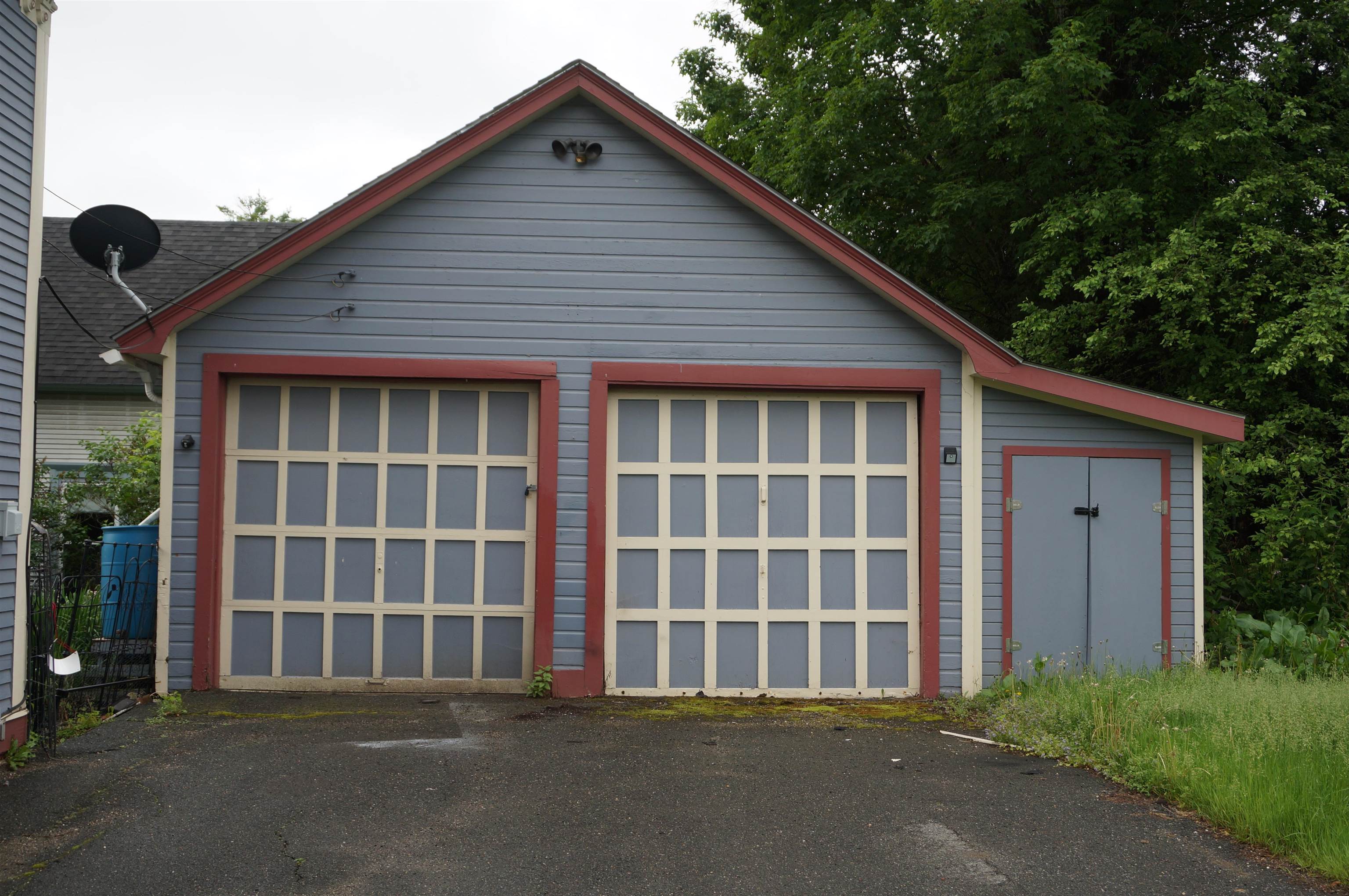 Photo 3 of Single family home for sale at 77 Webster St, Saint Johnsbury, VT 05819 | MLS# 5112640 | Listing updated on 2026-10-03