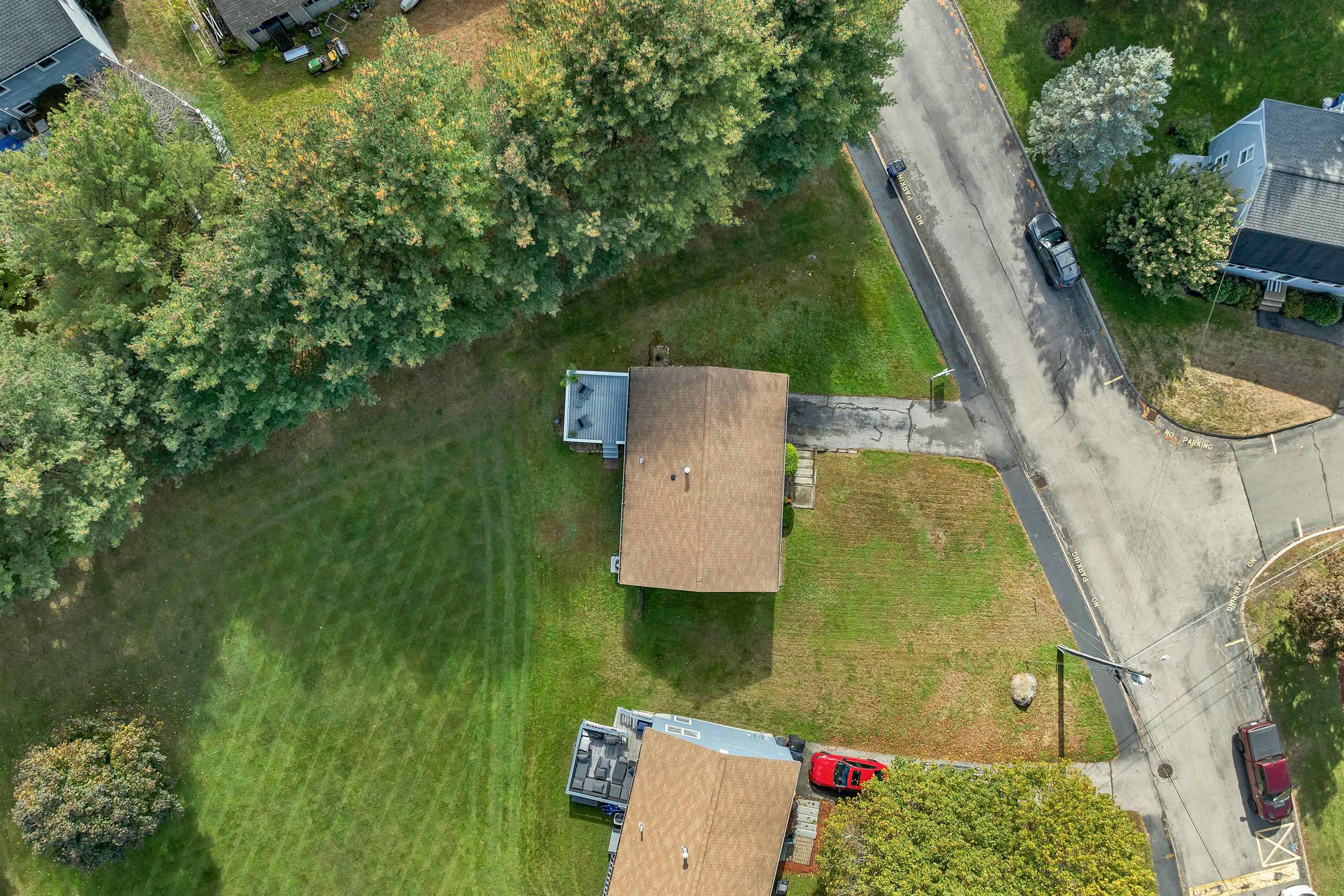 Photo 44 of 52