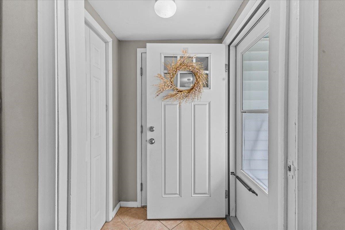 Photo 3 of Townhouse for sale at 39 Fairmont Pl #39, Burlington, VT 05408 | MLS# 5112666 | Listing updated on 2026-10-02