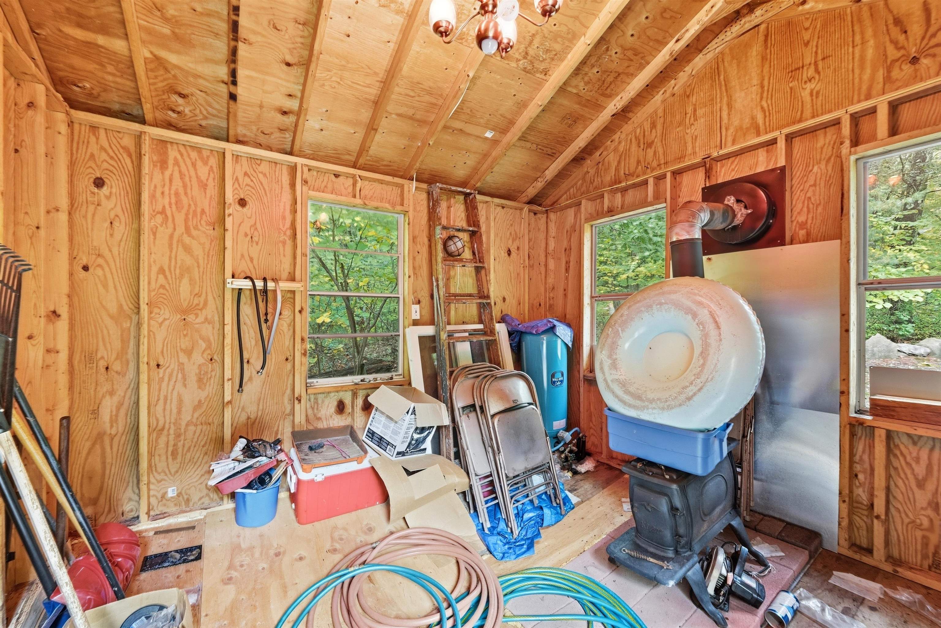 Photo 11 of 17