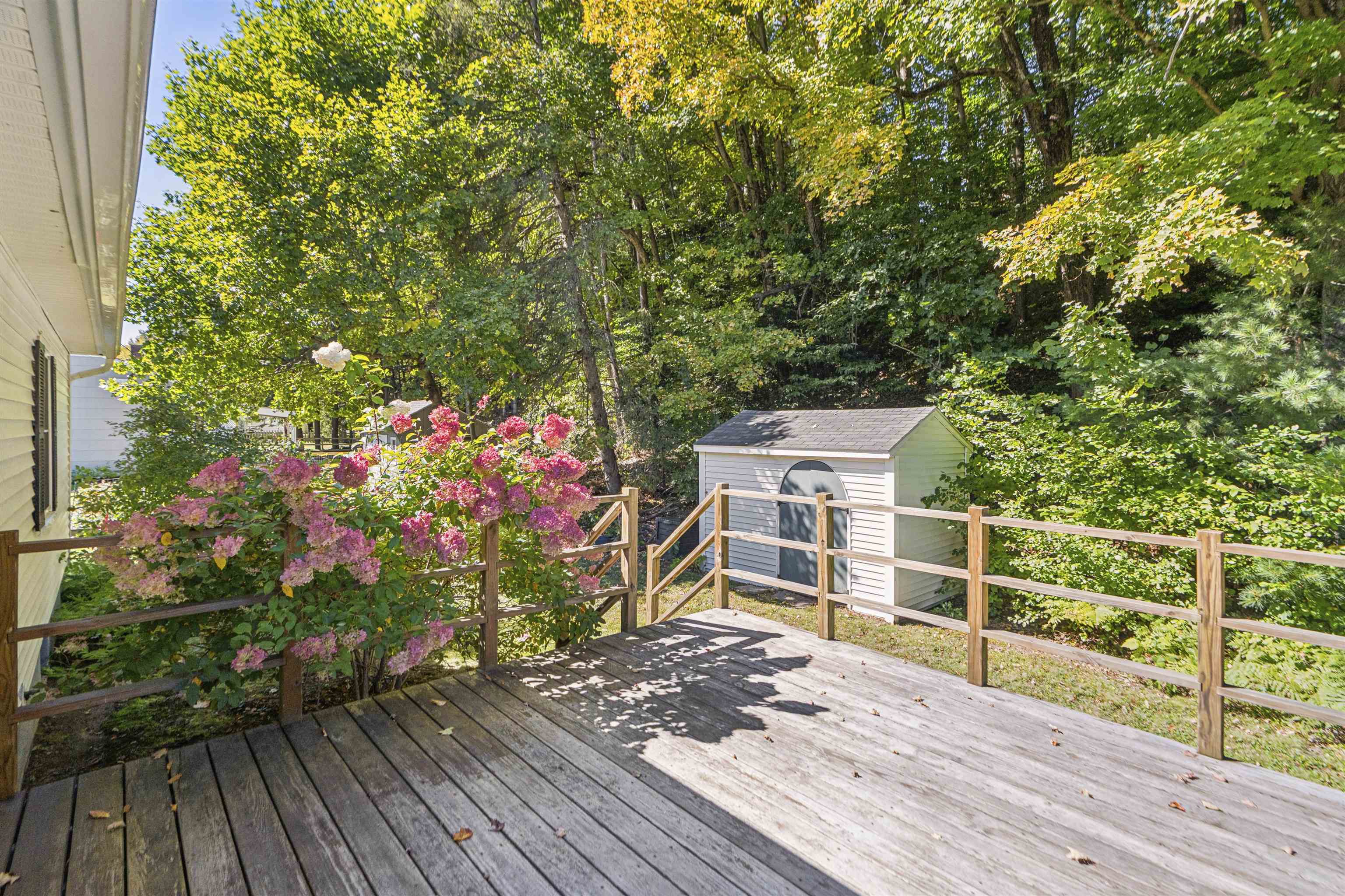 Photo 3 of Single family home for sale at 1474 Hartford Ave, Hartford, VT 05001 | MLS# 5112696 | Listing updated on 2026-10-03