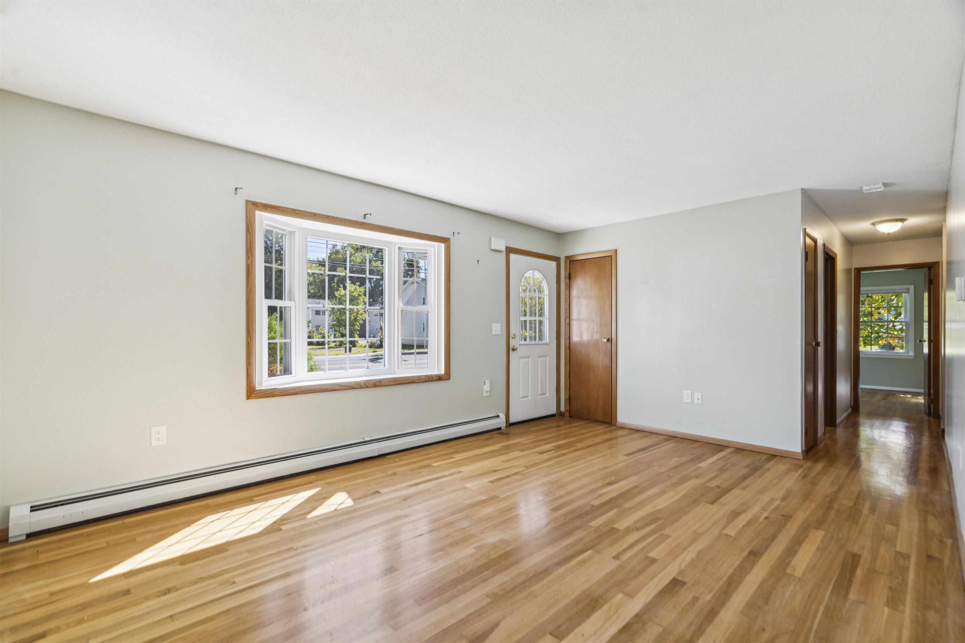 Photo 4 of Single family home for sale at 1474 Hartford Ave, Hartford, VT 05001 | MLS# 5112696 | Listing updated on 2026-10-03