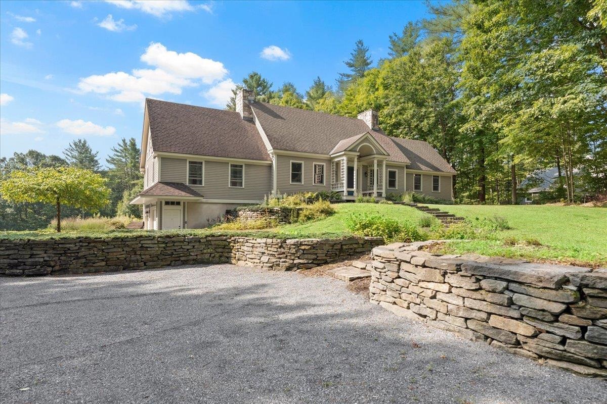 Photo 2 of Single family home for sale at 235 Birch Grv, Arlington, VT 05250 | MLS# 5112710 | Listing updated on 2026-10-03