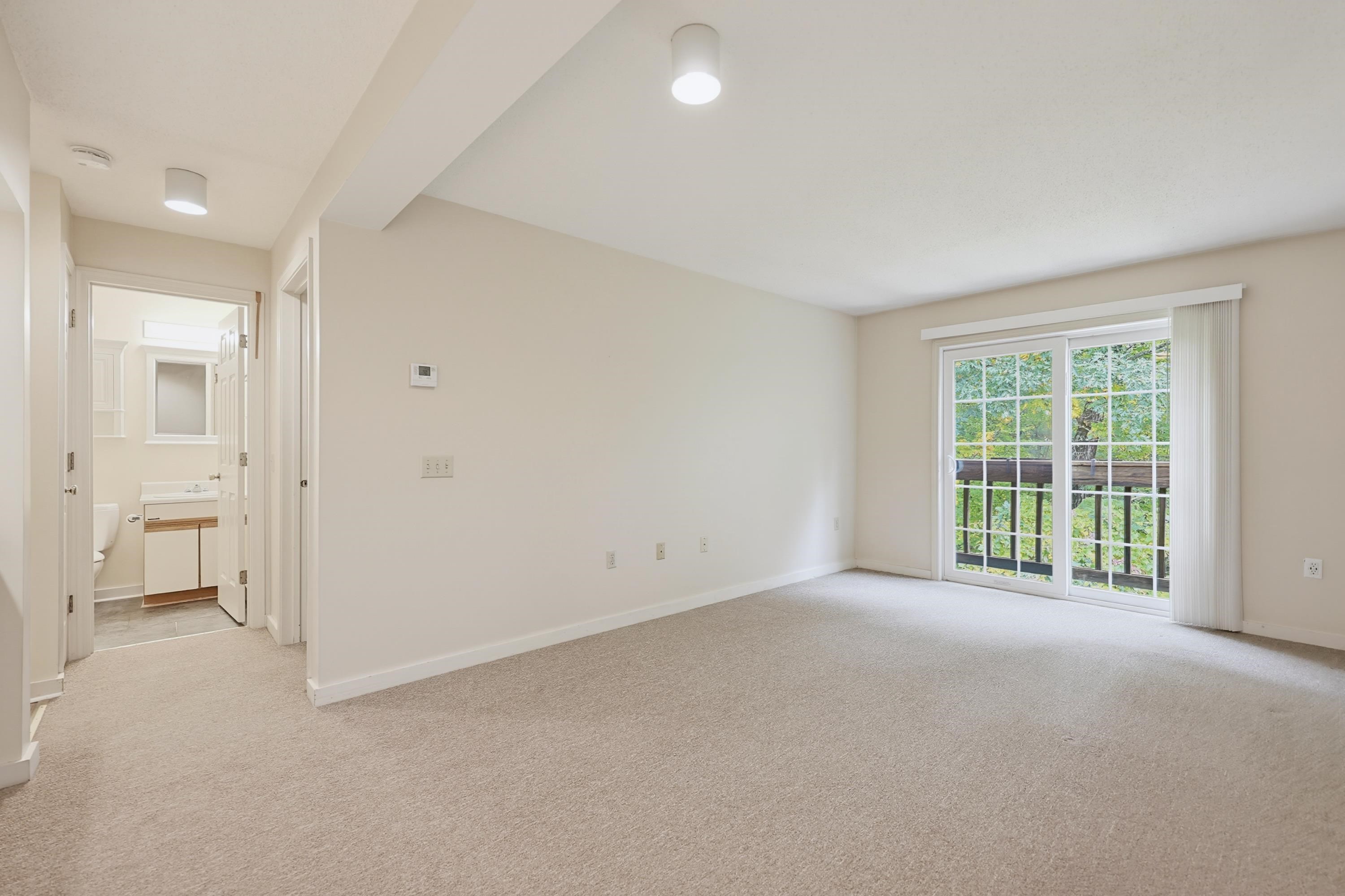 30 Wolf Road, Lebanon, NH photo 2