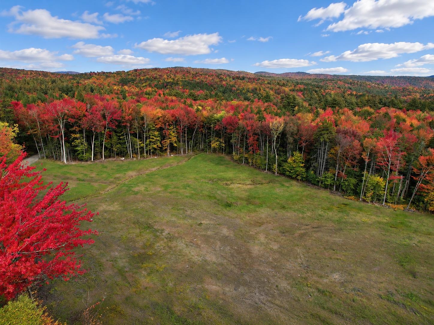 Photo 2 of Single family home for sale at 92 Oakmont Ln, Stratton, VT 05360 | MLS# 5112718 | Listing updated on 2026-10-03