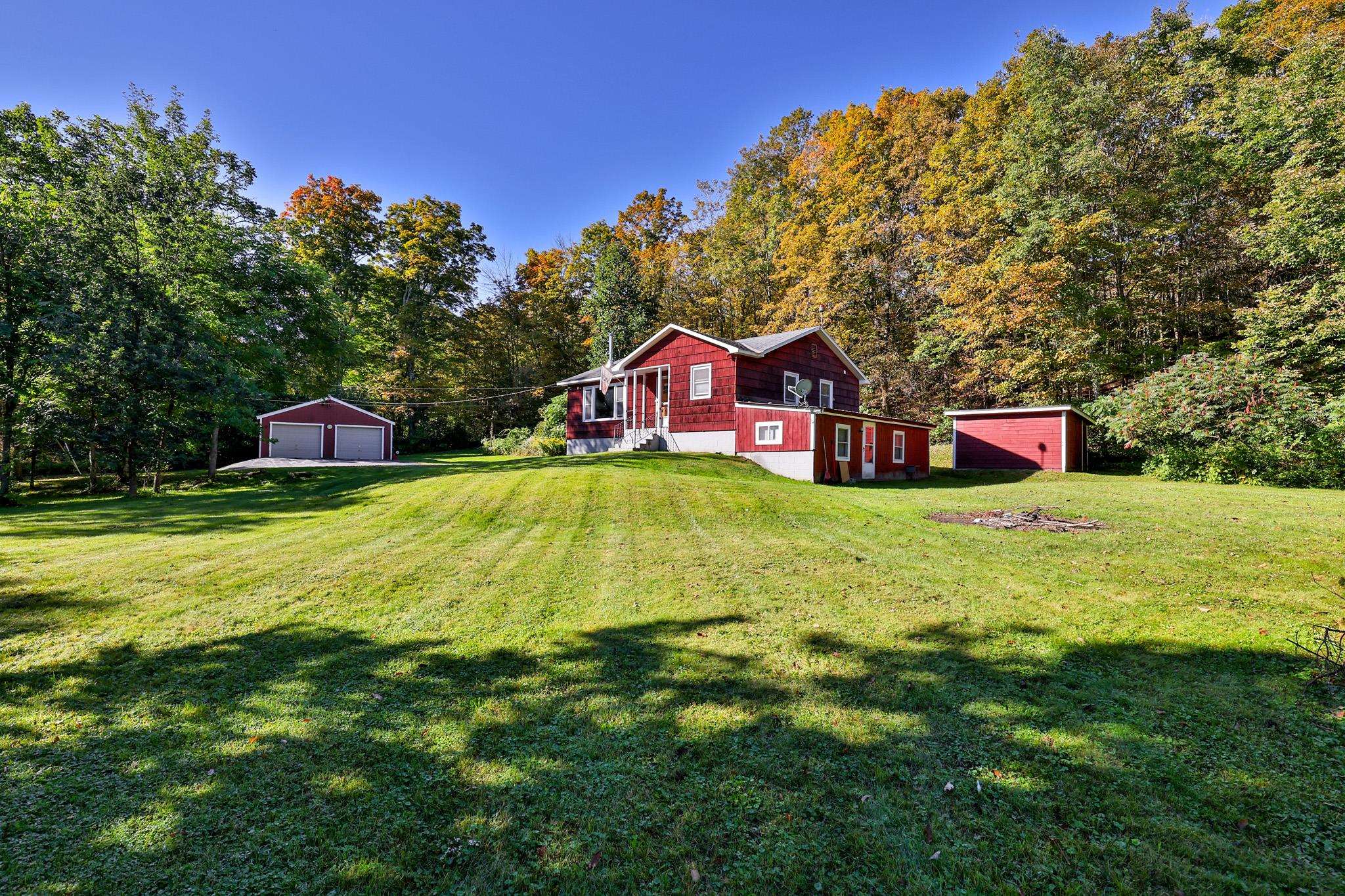 Photo 4 of Single family home for sale at 3707 Whipple Holw Rd, West Rutland, VT 05744 | MLS# 5112773 | Listing updated on 2026-10-04