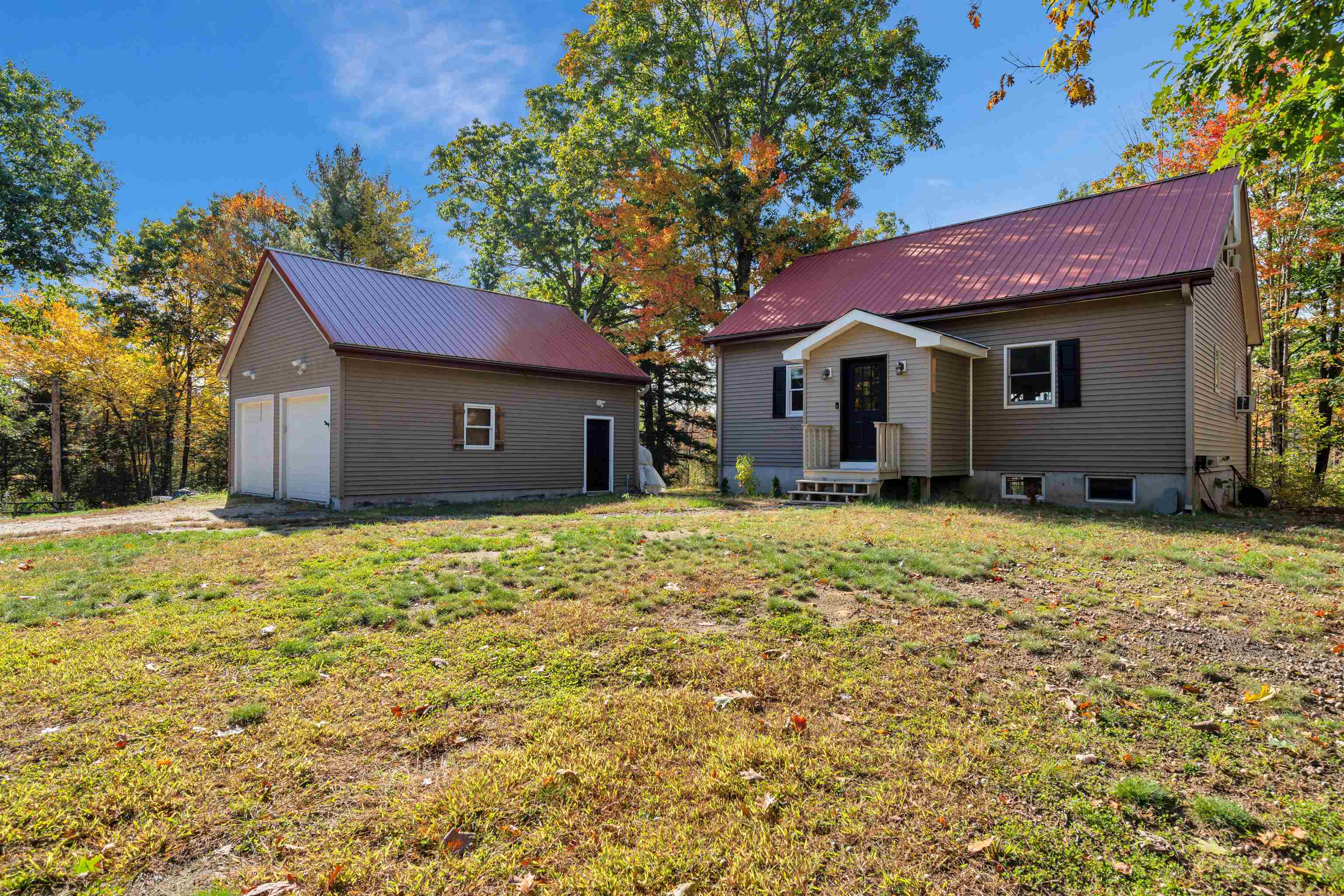 Photo 1 of Single family home for sale at 258 Pine River Rd, Effingham, NH 03882 | MLS# 5112785 | Listing updated on 2026-10-06