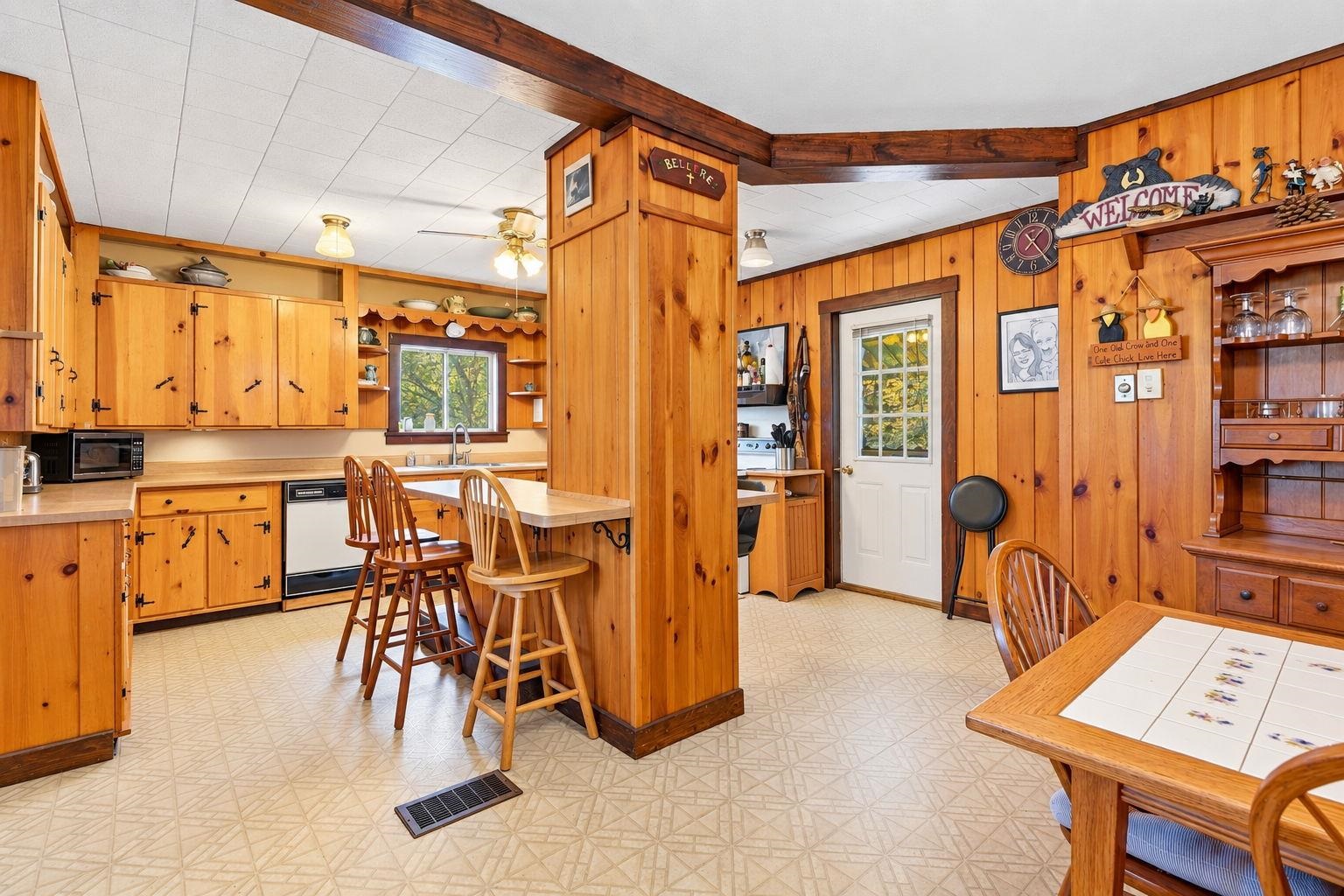 26 Mill Street, Pittsburg, NH photo 4