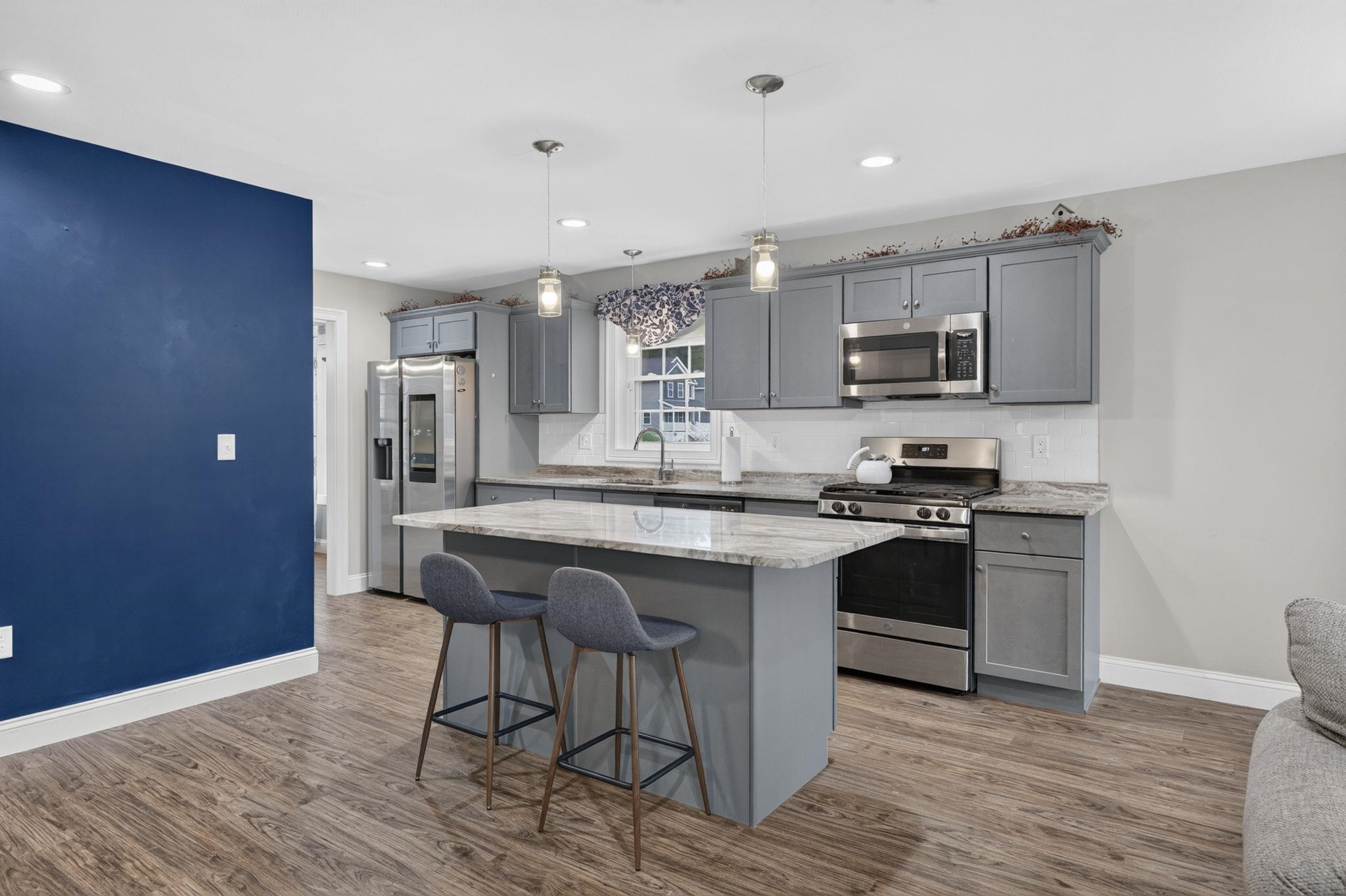 Photo 2 of Condo for sale at Terraceview Dr, Hudson, NH 03051 | MLS# 5112807 | Listing updated on 2026-10-06